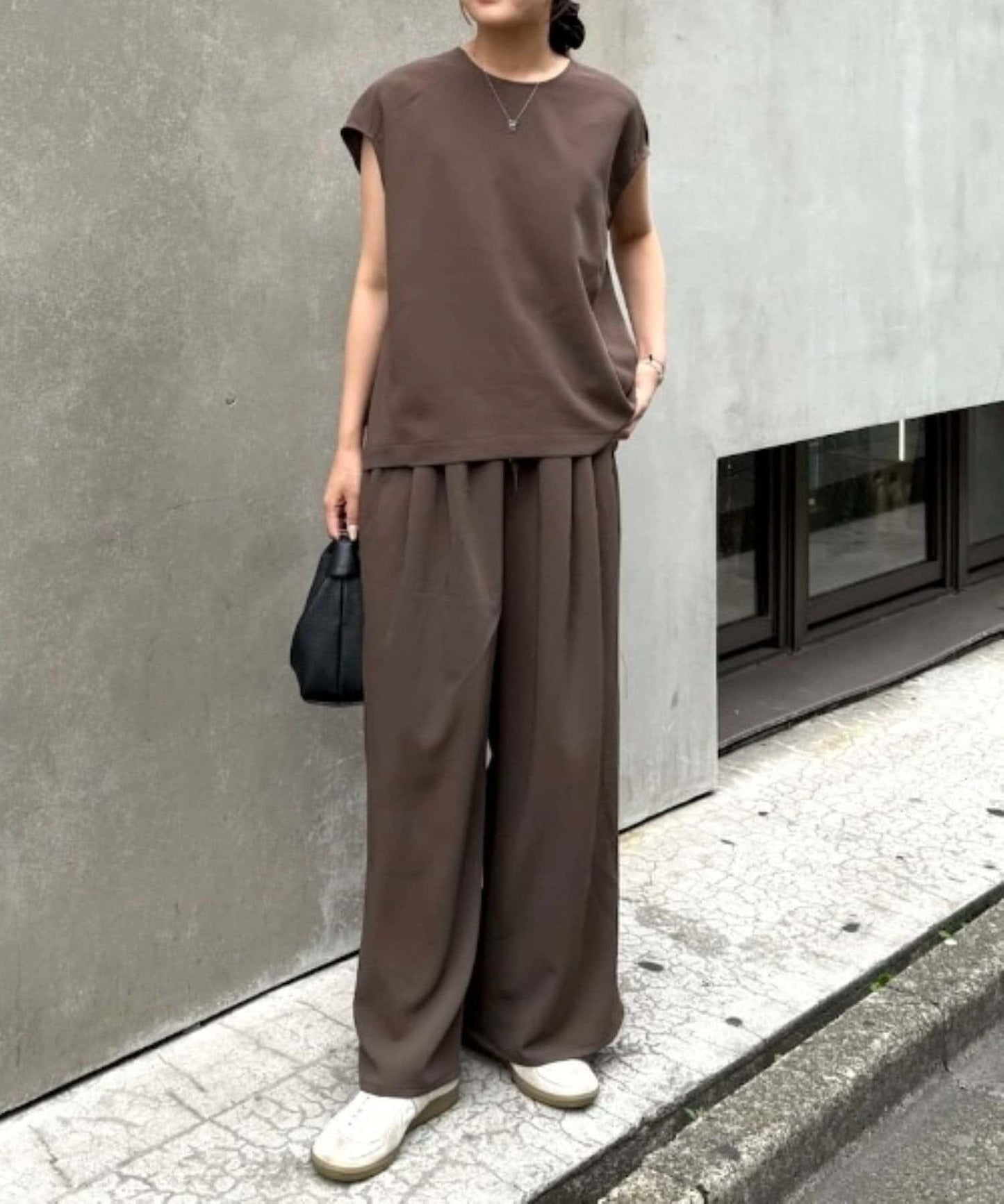 2褶寬鬆休閒褲