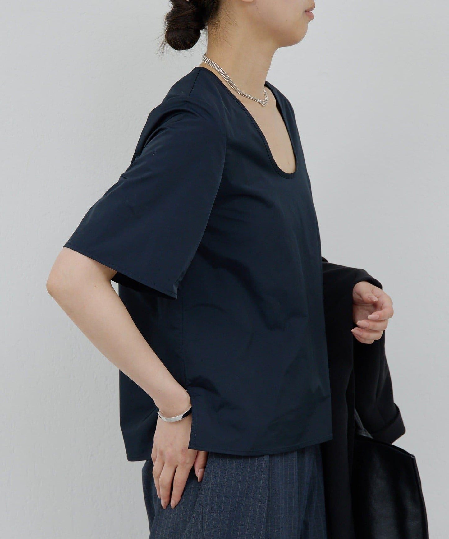 U領T恤衫