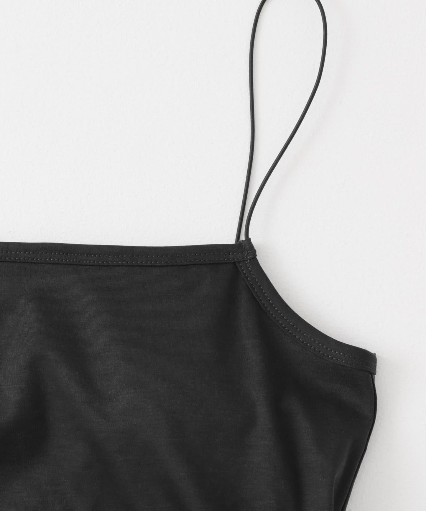 不對稱帶胸墊吊帶背心