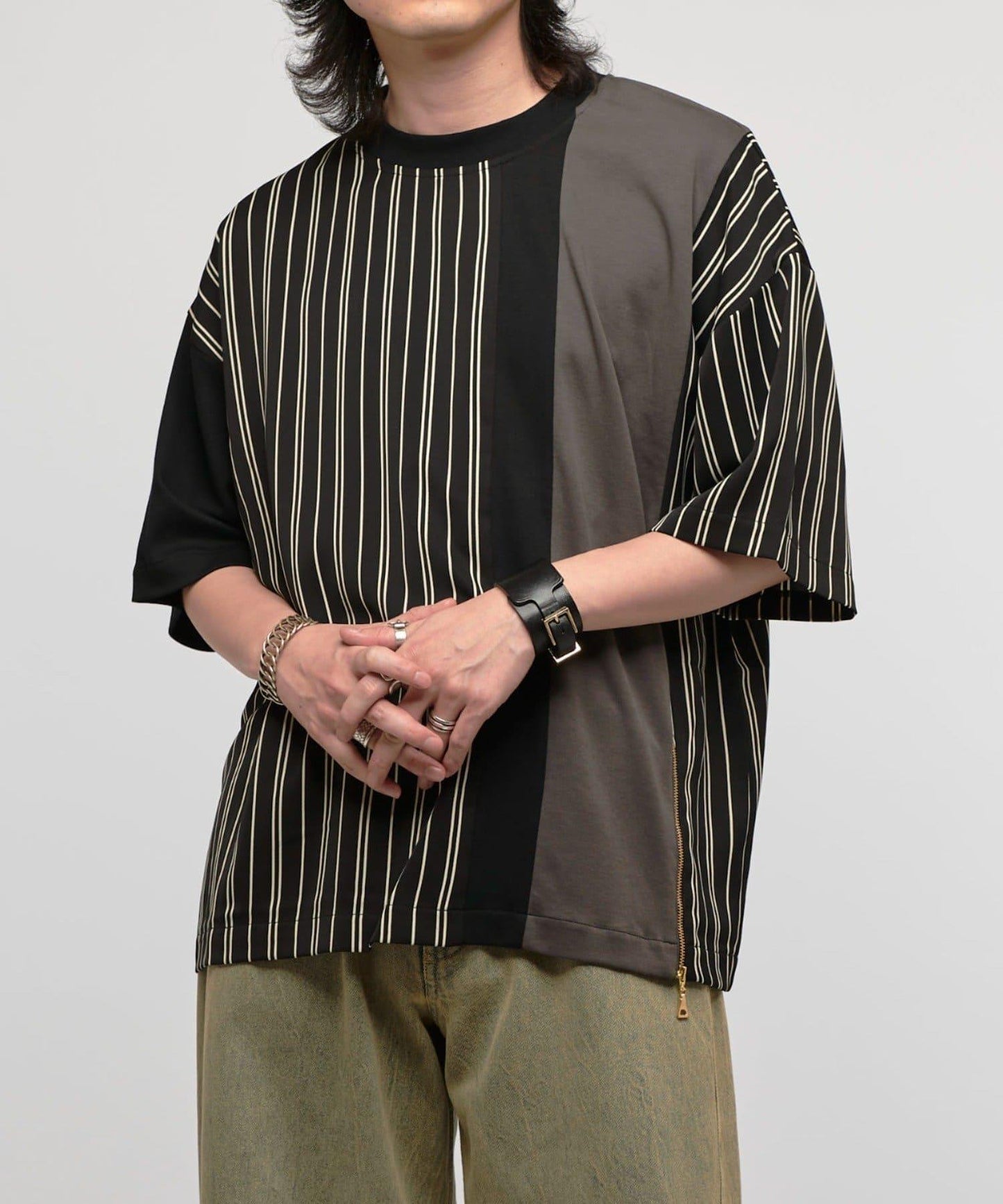 條紋拼接拉鍊衛衣