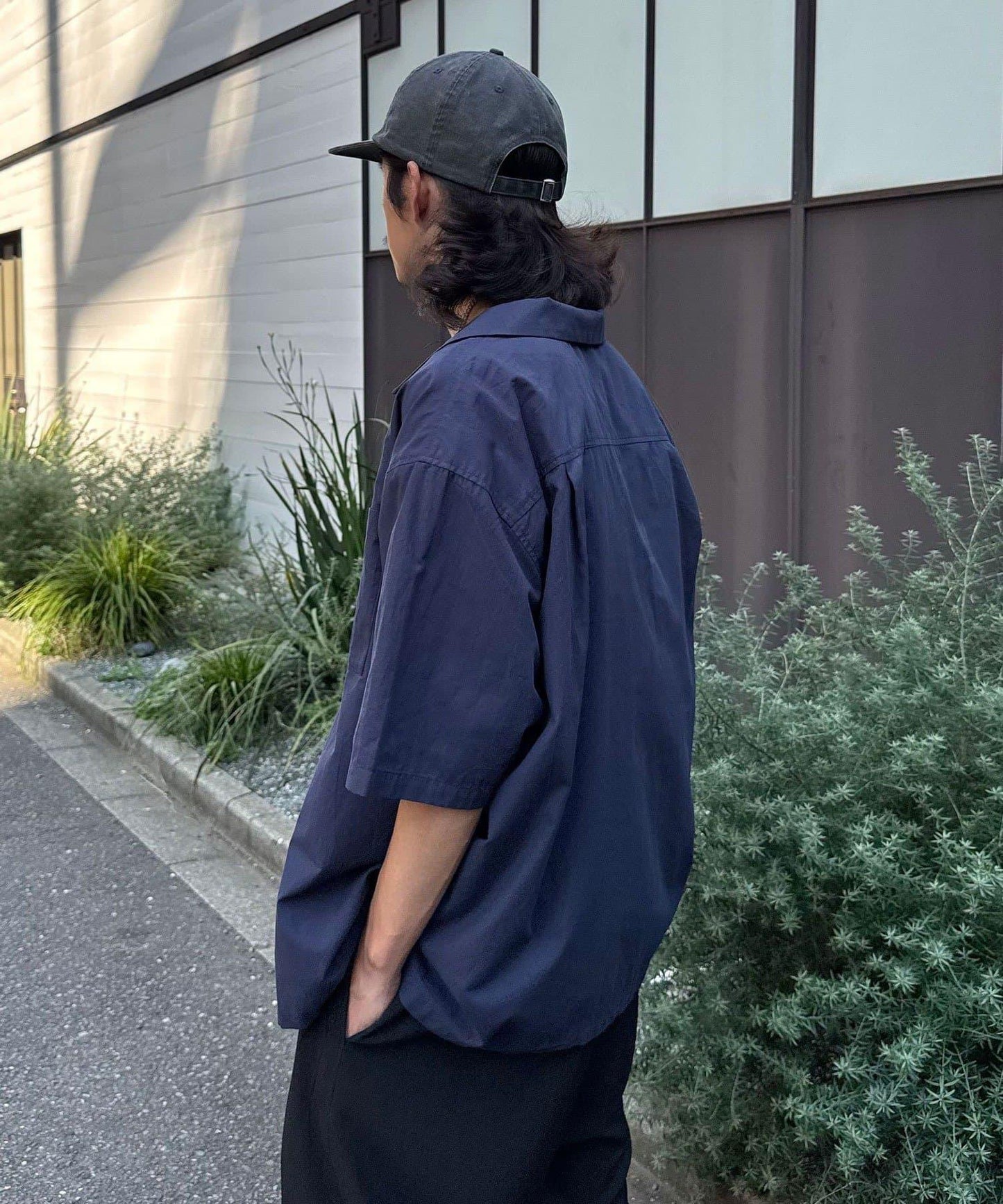 復古風開領襯衫