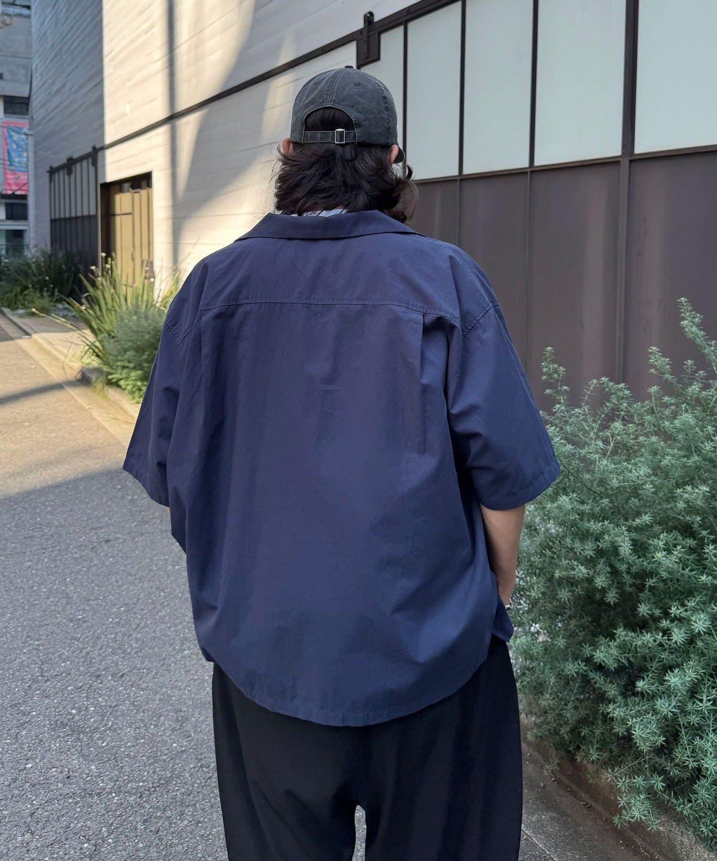復古風開領襯衫