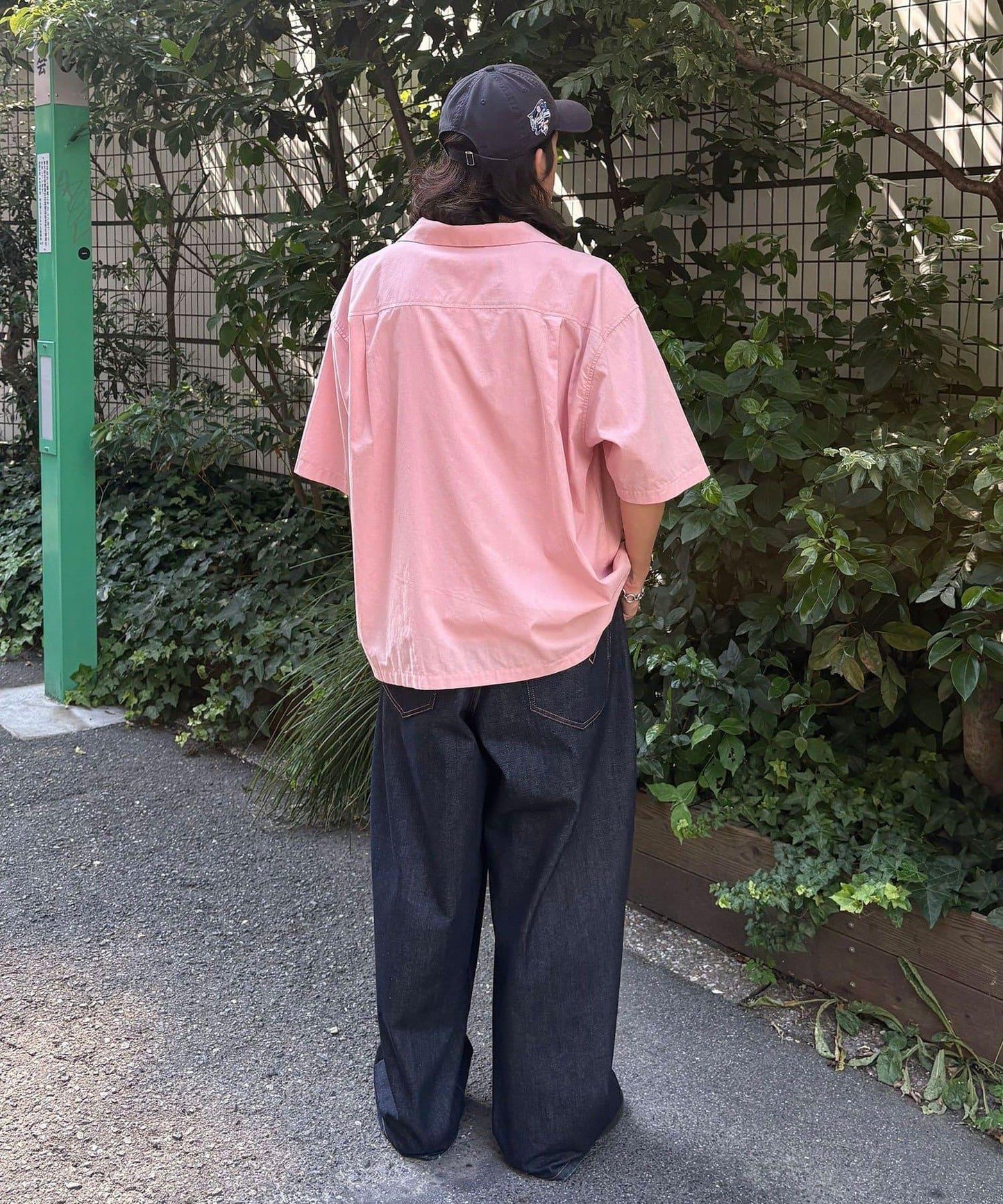 復古風開領襯衫
