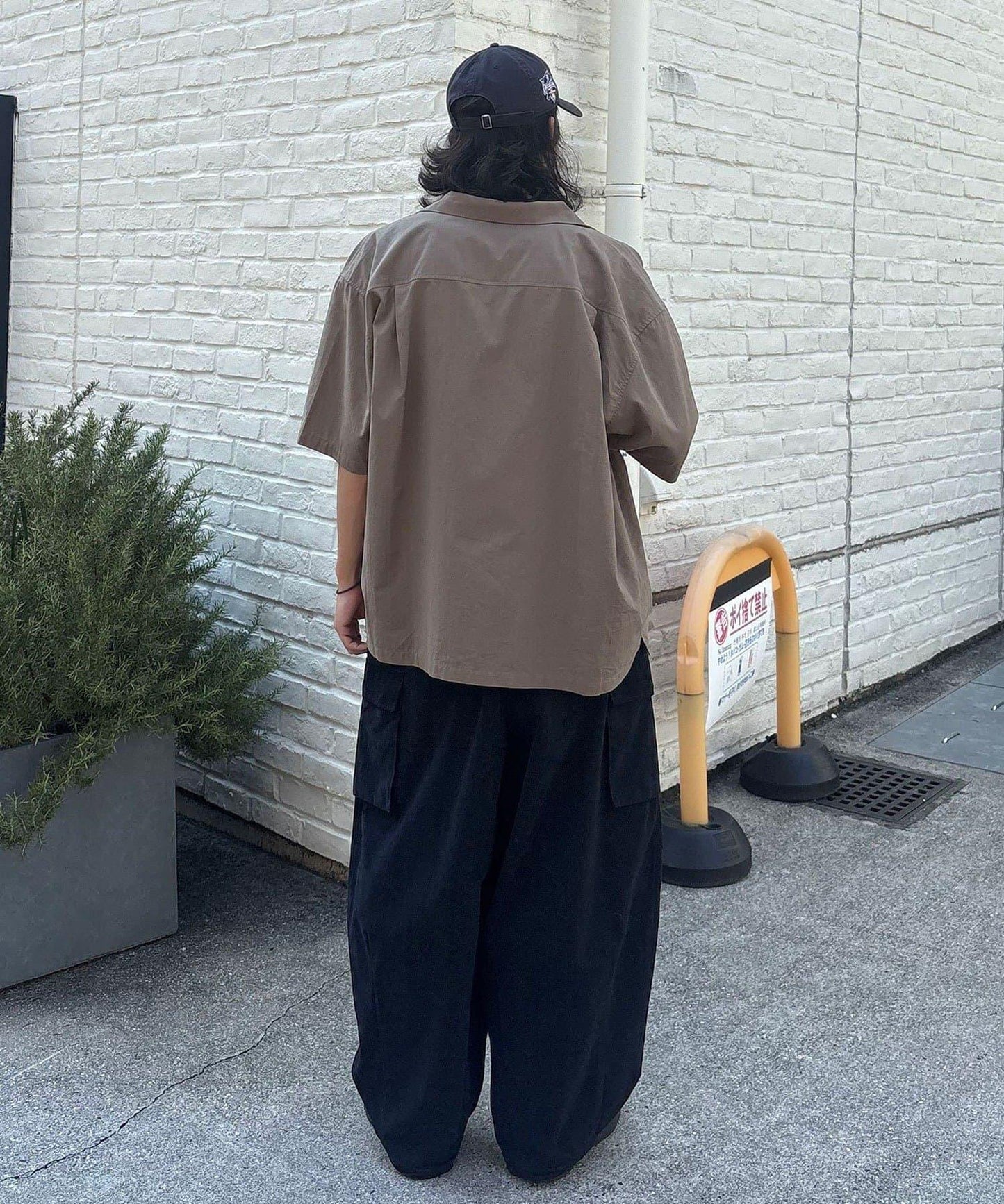 復古風開領襯衫