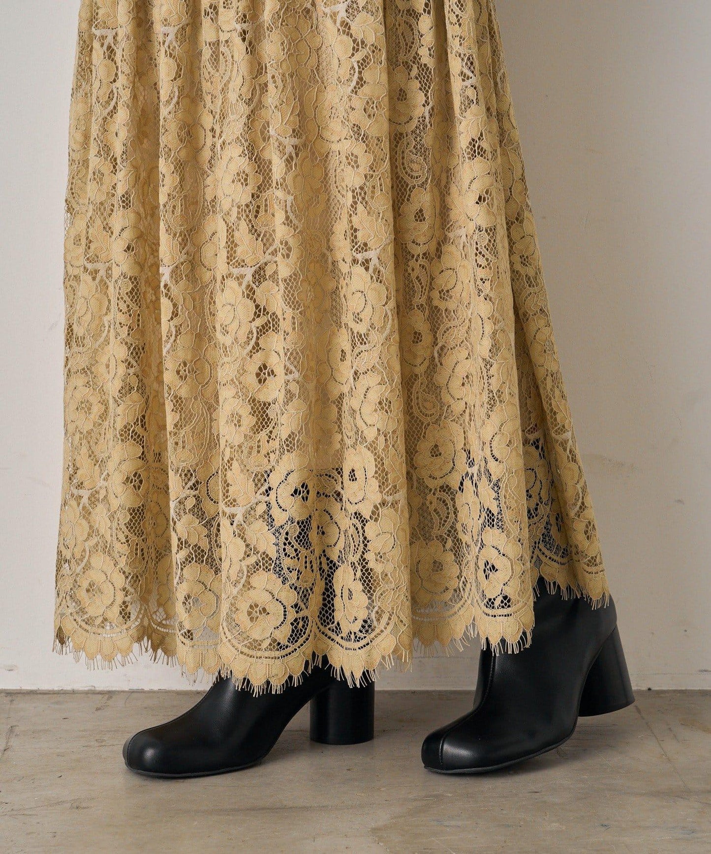 【Loungedress】復古風蕾絲半身裙
