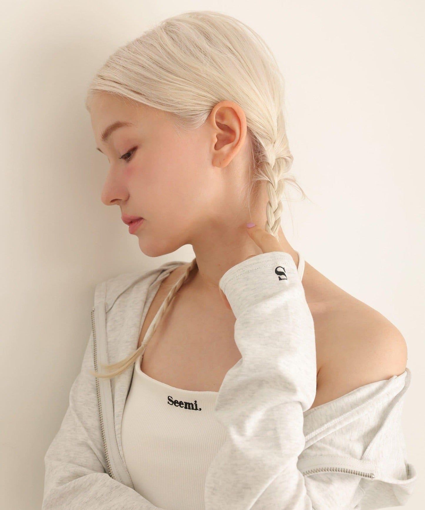 【Seemi.】刺繡衛衣