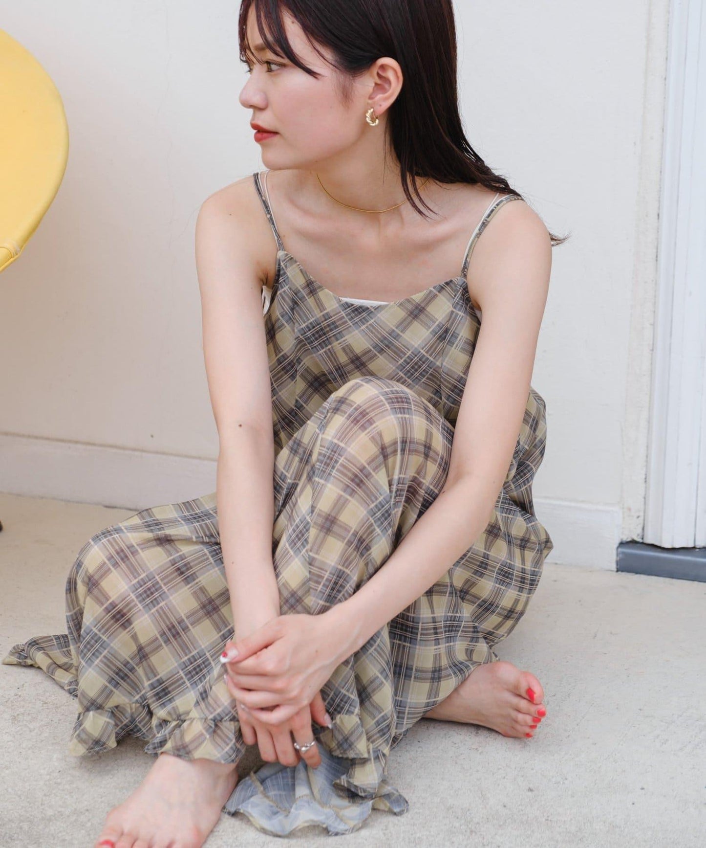 【肩帶可調節/內襯附】透視格紋不對稱連衣裙