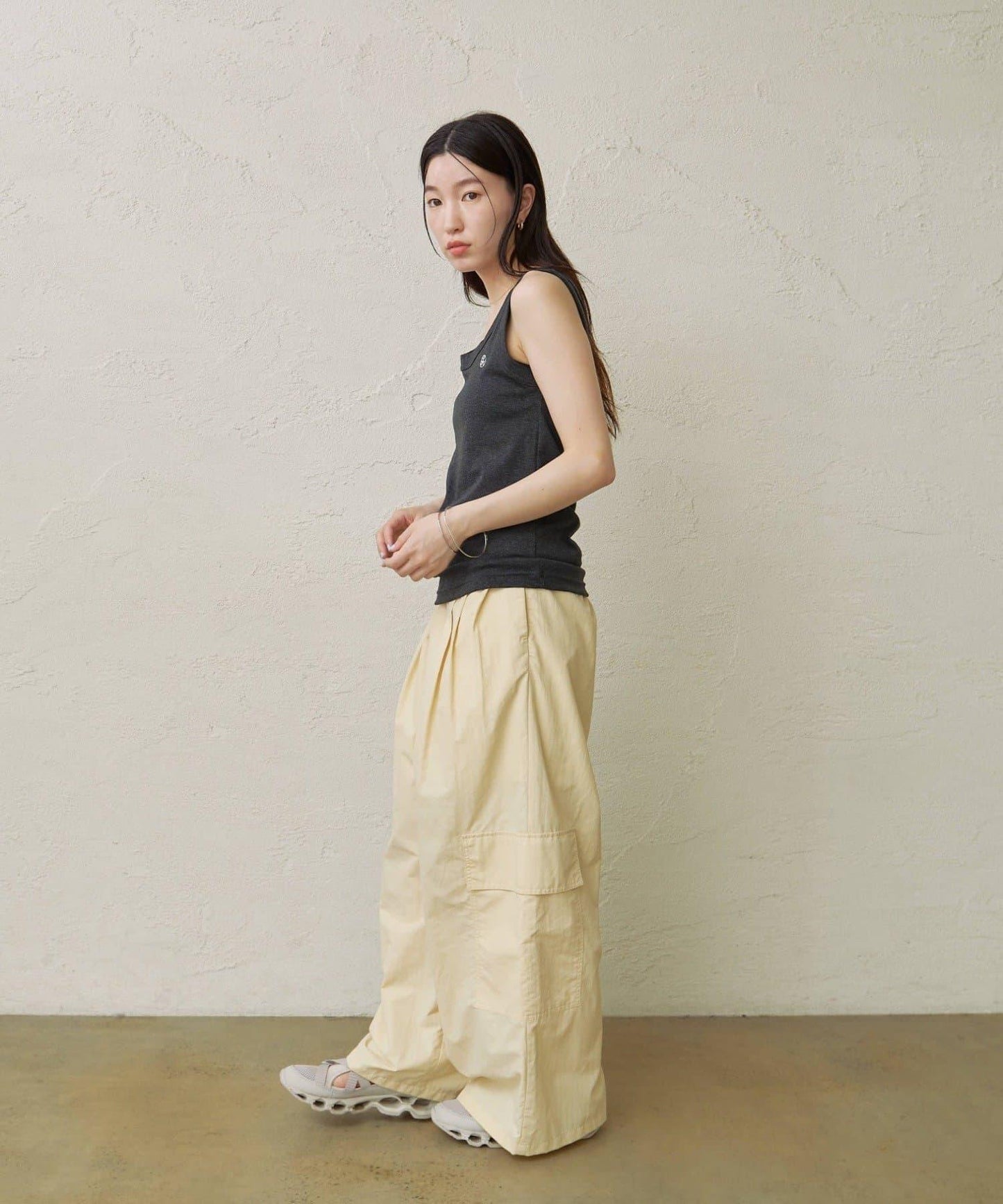 刺繡坦克頂