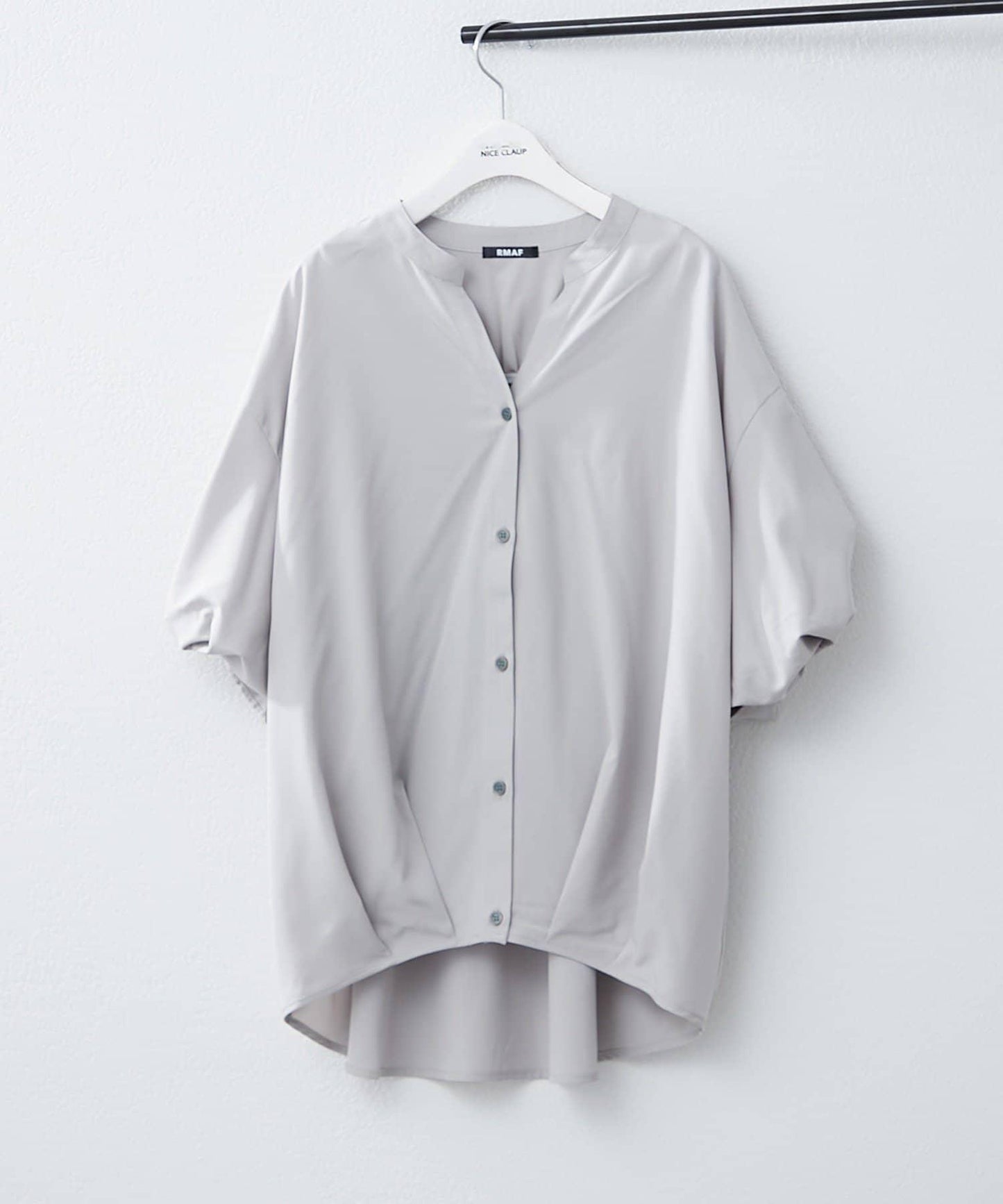 扭結袖蘑菇褶皺襯衫