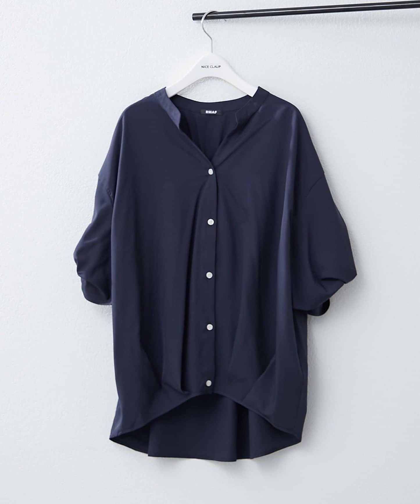 扭結袖蘑菇褶皺襯衫