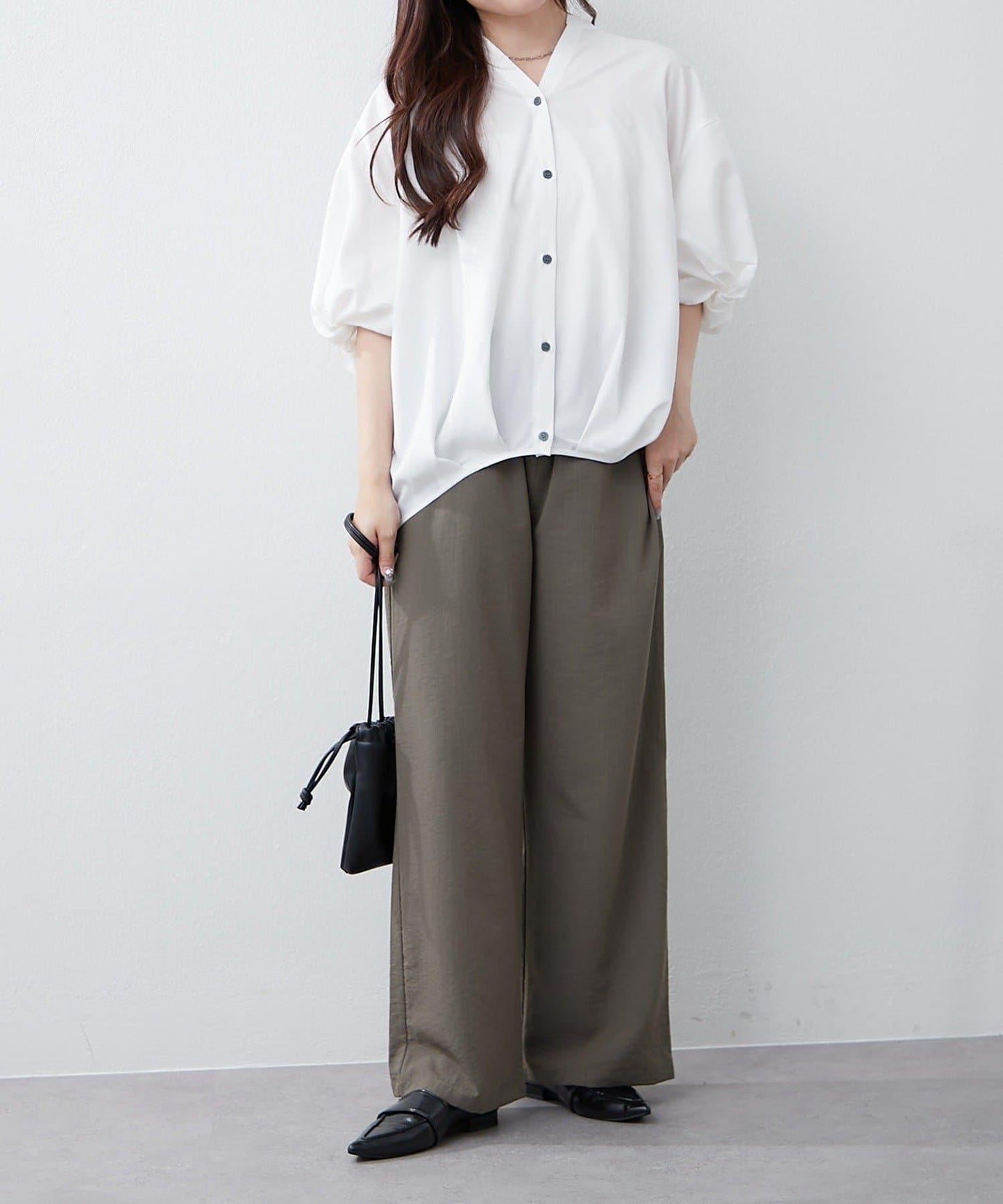 扭結袖蘑菇褶皺襯衫