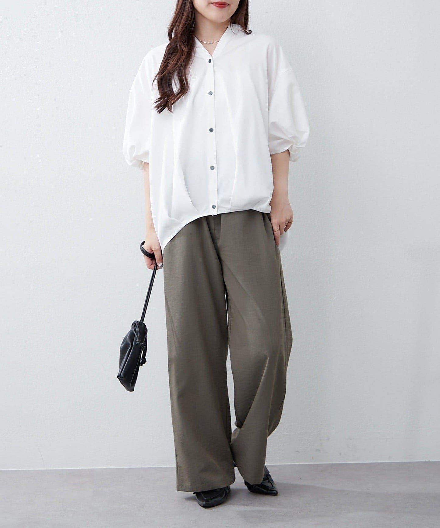 扭結袖蘑菇褶皺襯衫