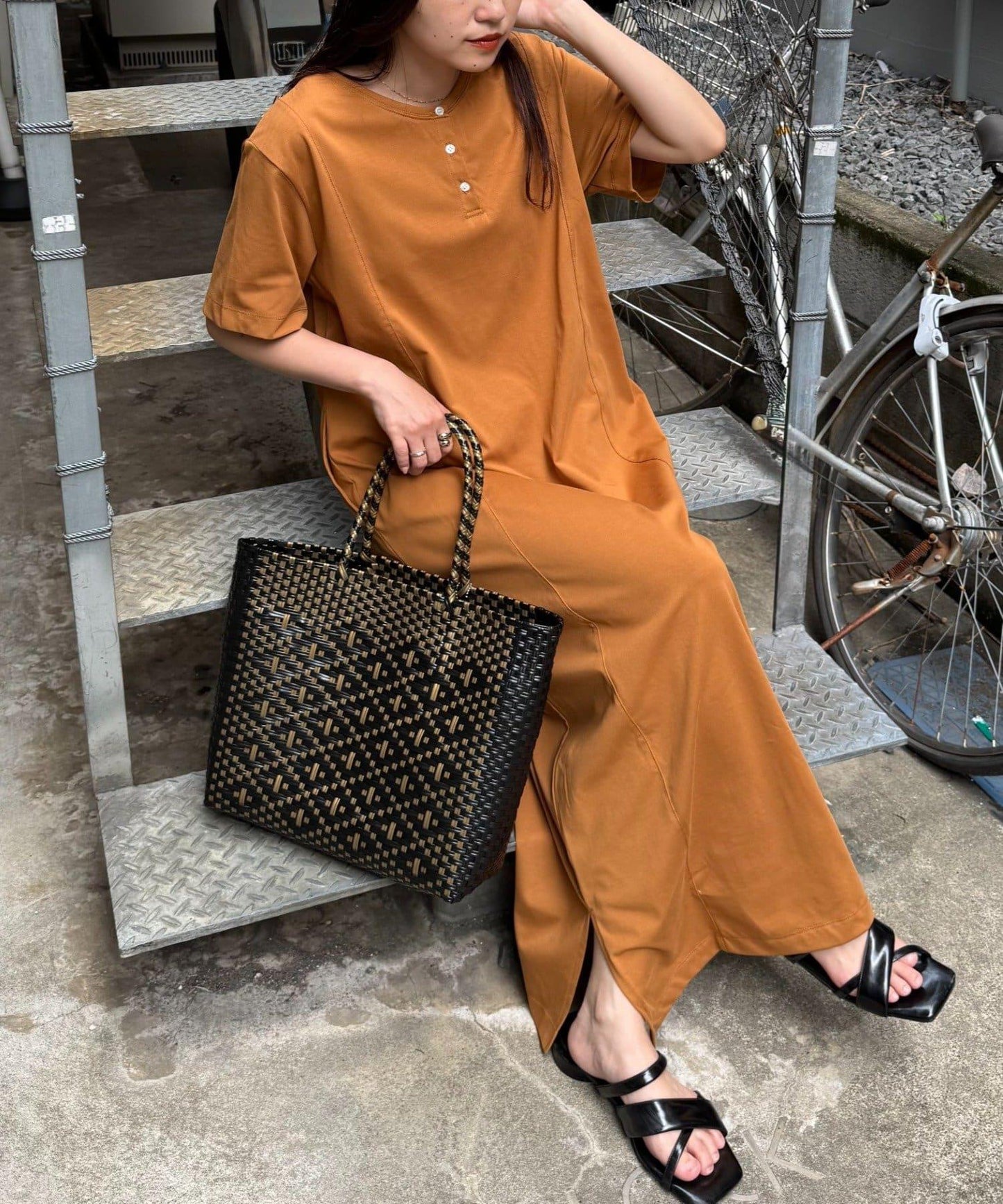 前後2way亨利領剪裁連衣裙