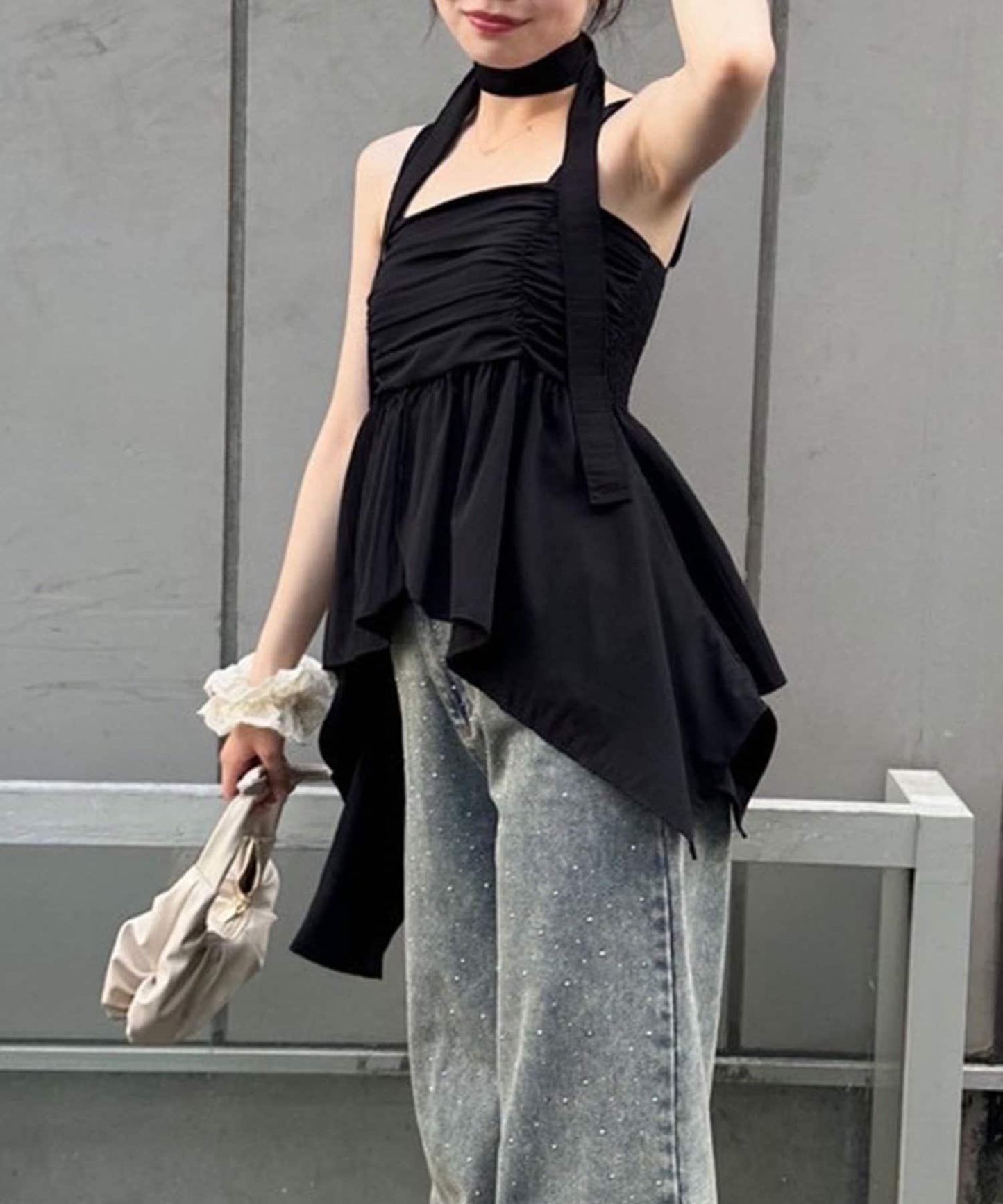 吊帶露臍裝配項鍊