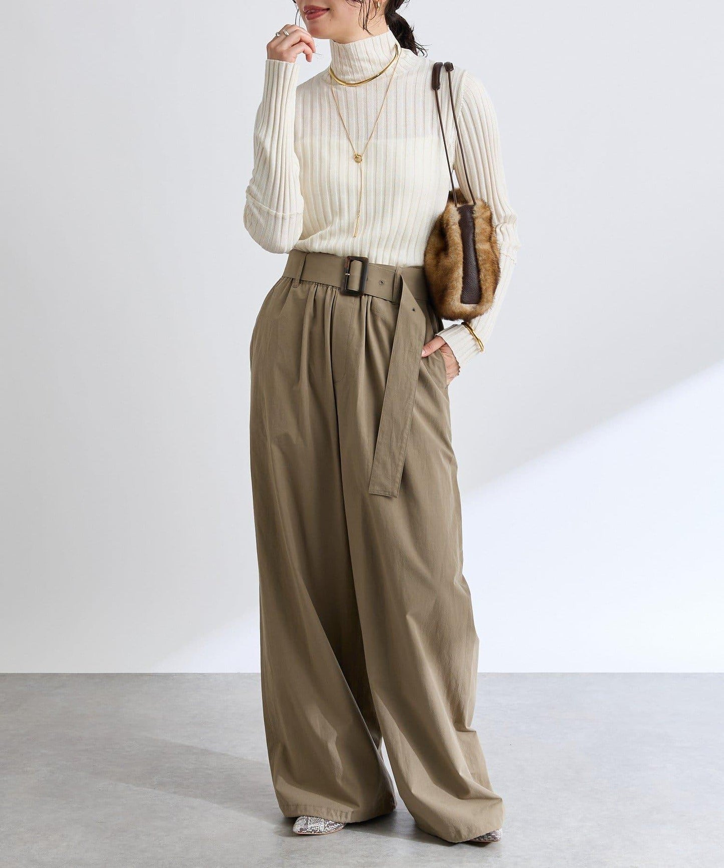 【提升季節氛圍】假毛繩提包