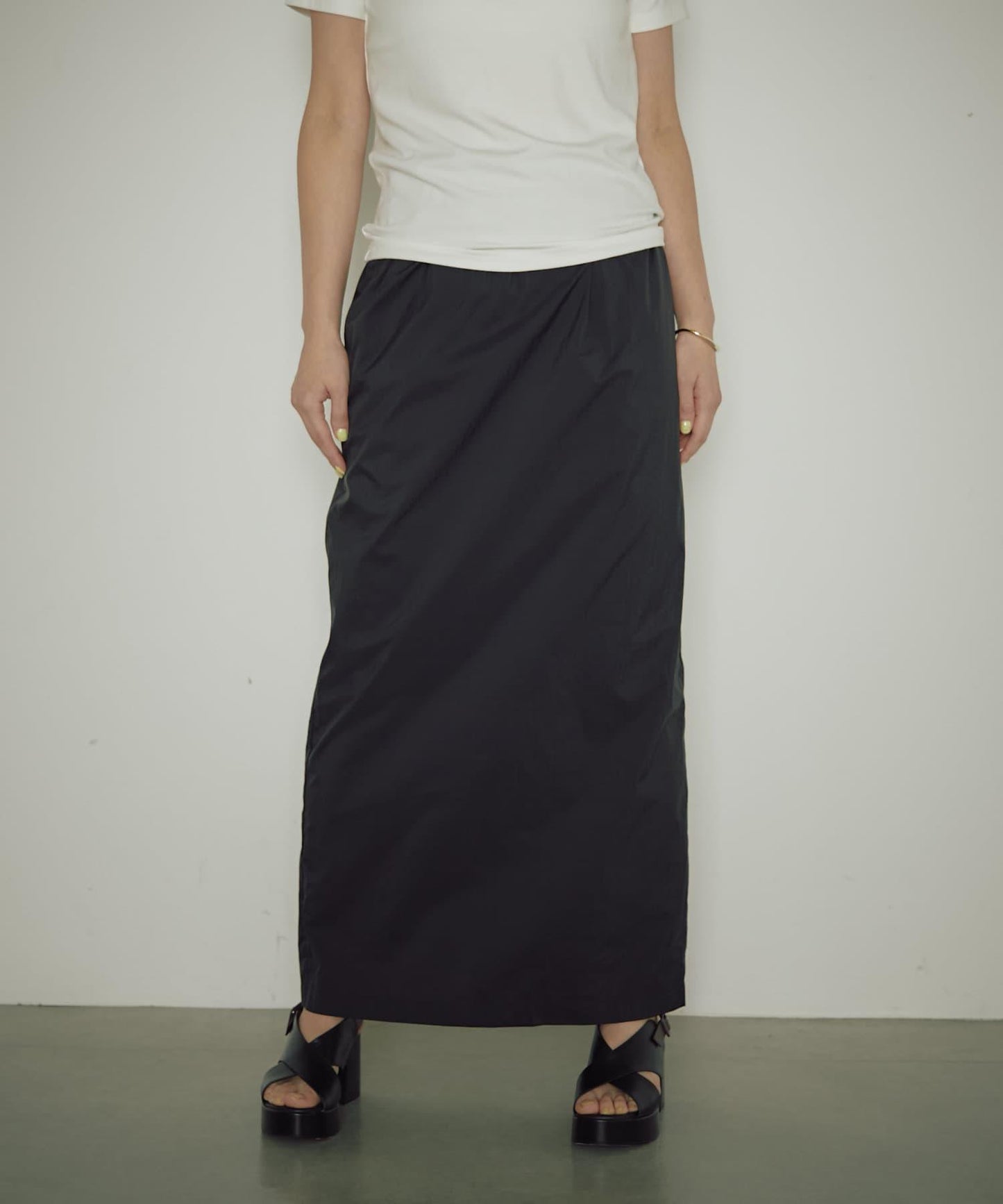 【自然風】透明尼龍緊身裙