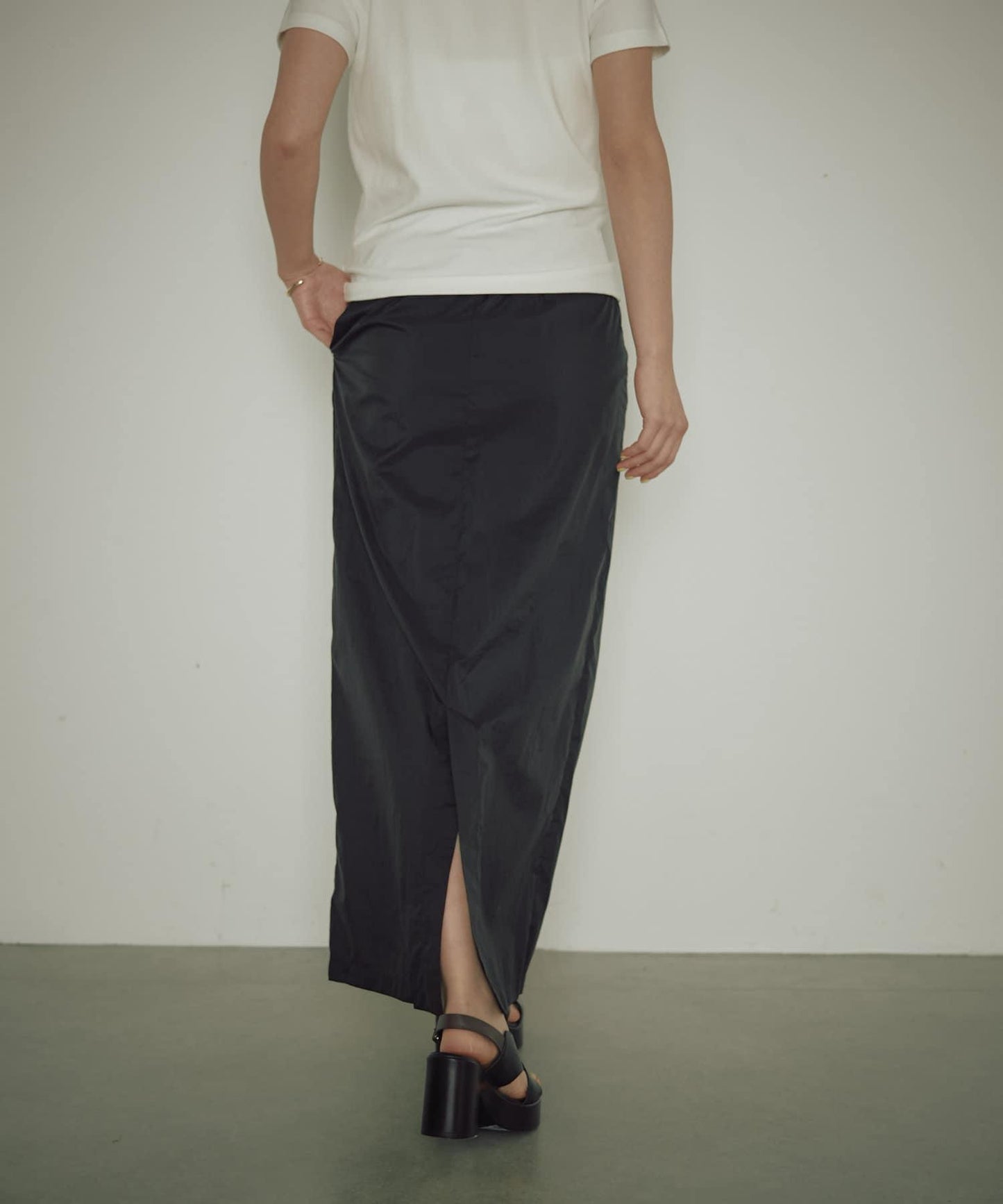 【自然風】透明尼龍緊身裙