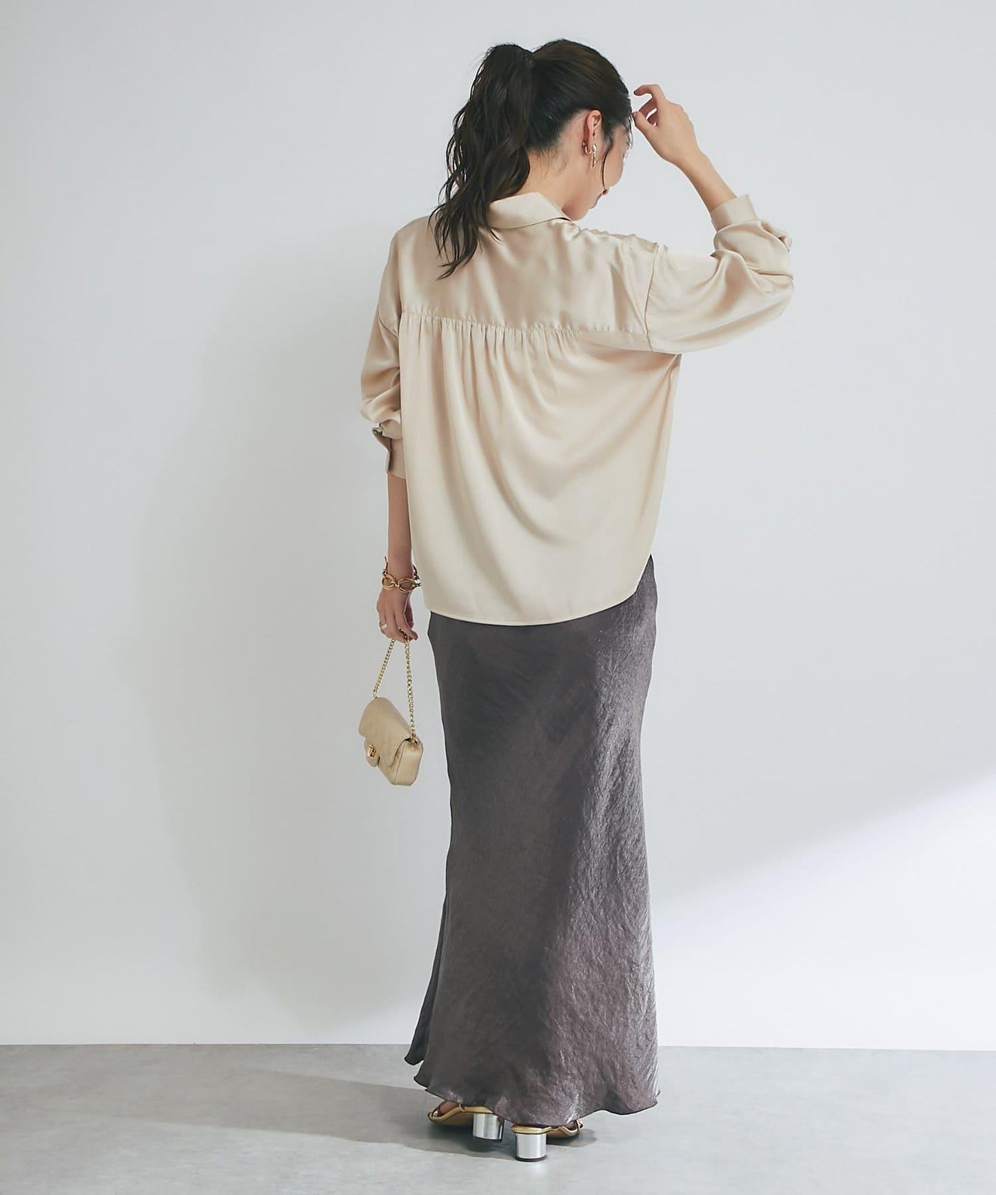 【美人顯瘦襯衫】輕瑩緞襯衫