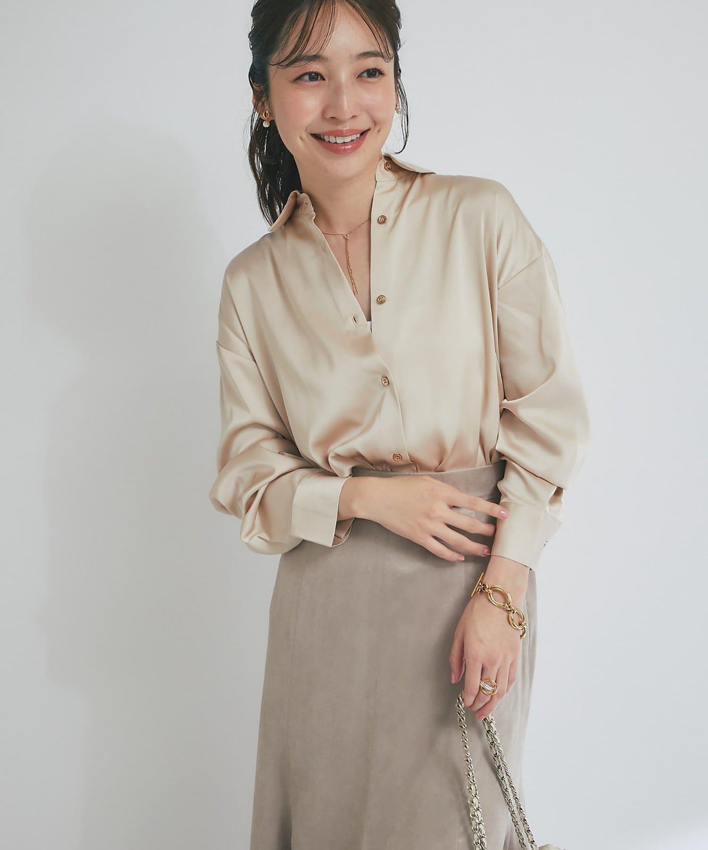 【美人顯瘦襯衫】輕瑩緞襯衫