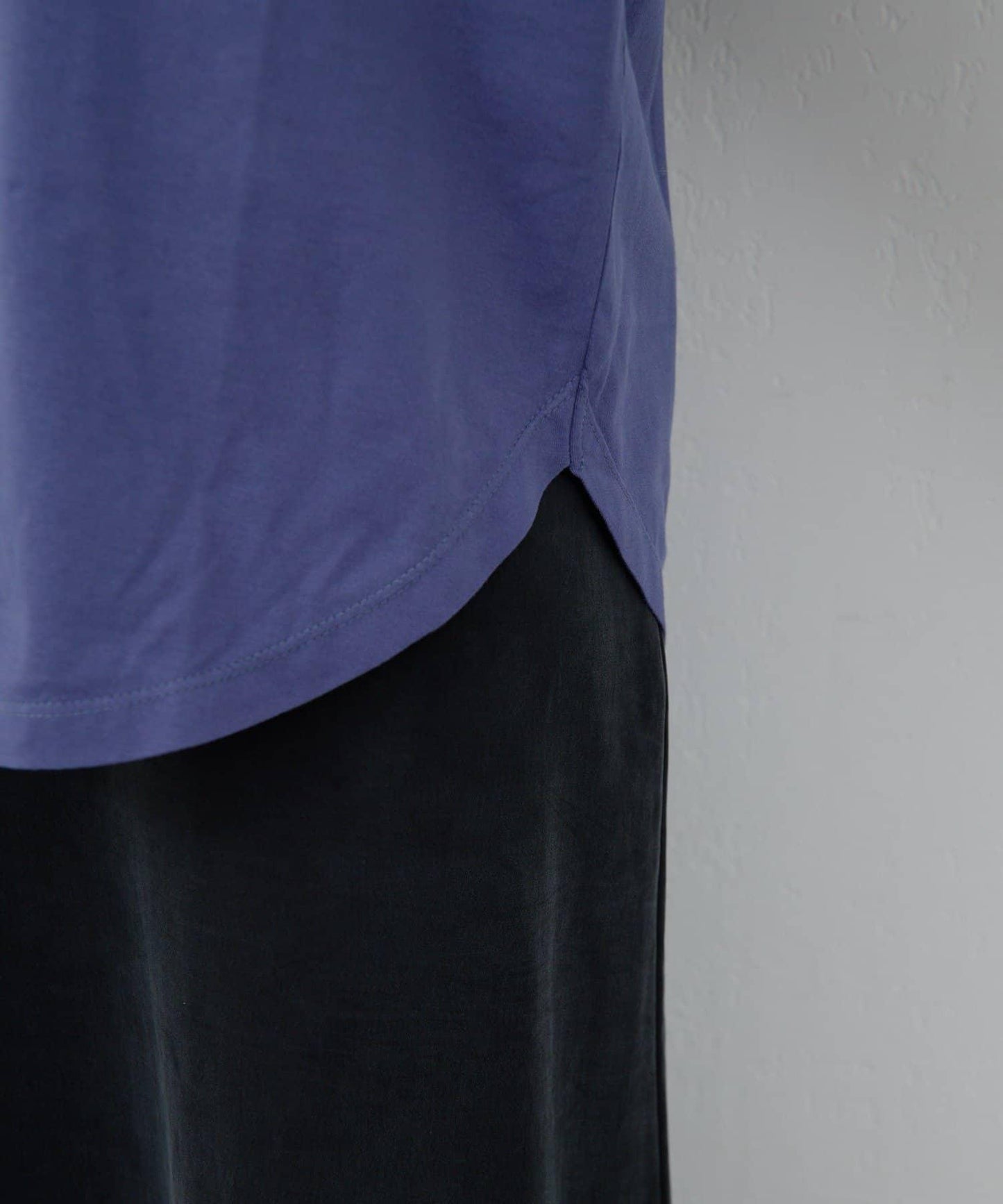 圓形logo T-shirt