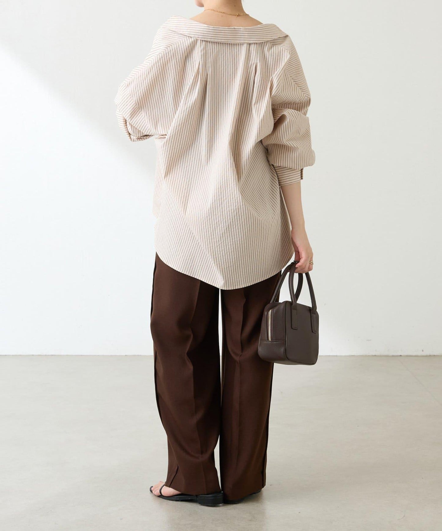 【可改變領口設計】領口褶皺襯衫