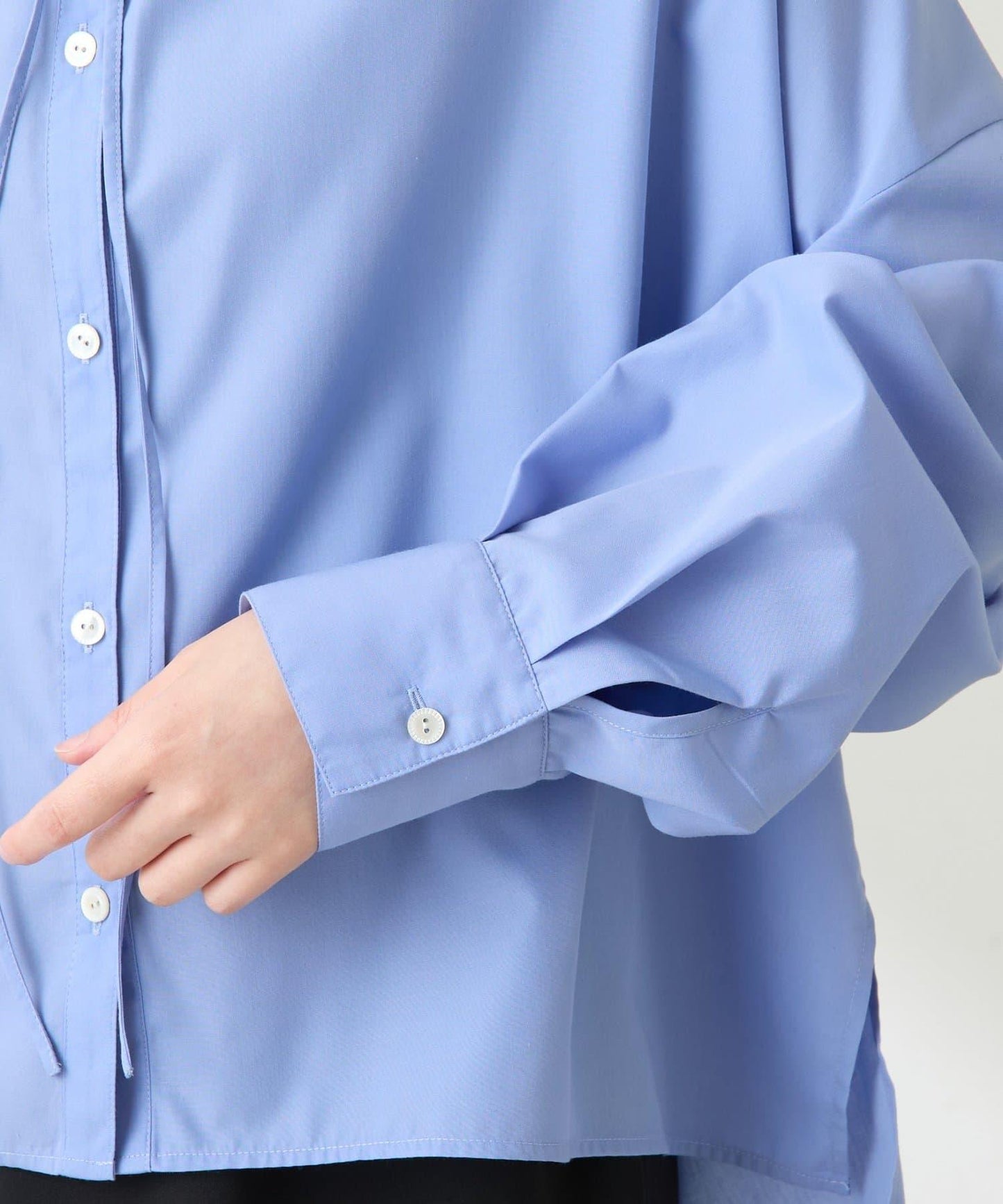 【可改變領口設計】領口褶皺襯衫