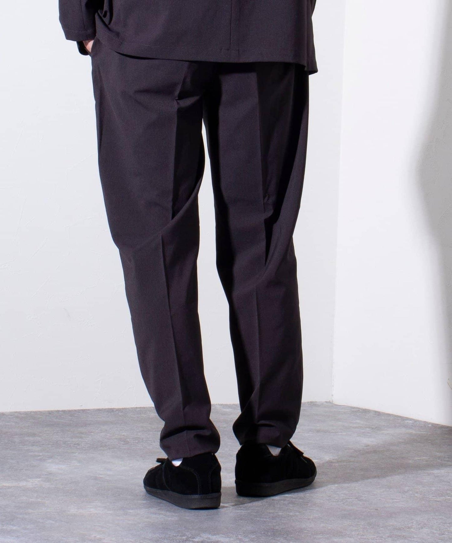 【GLOSTER】COOLMAX滌綸休閒褲 寬鬆褲