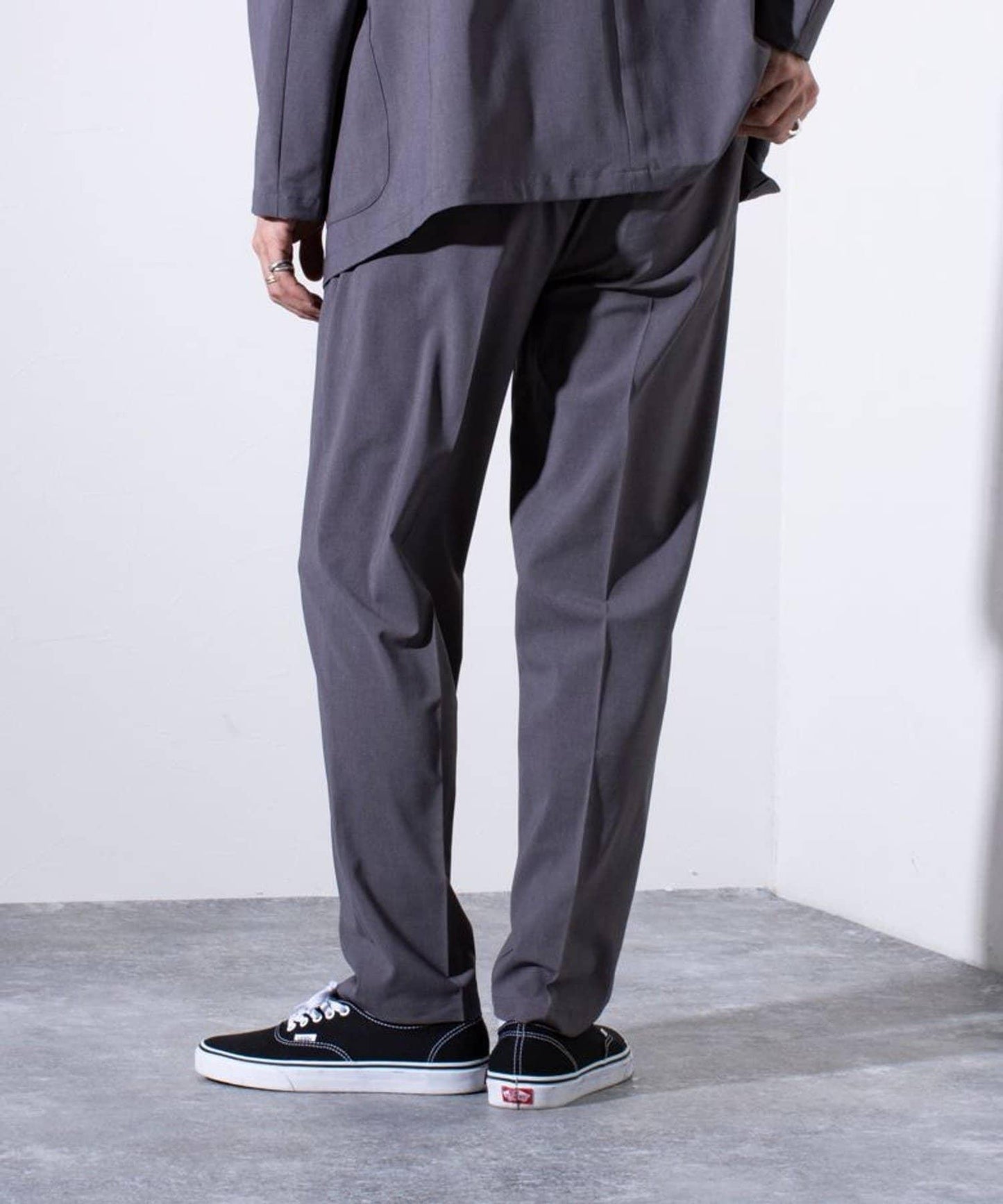 【GLOSTER】COOLMAX滌綸休閒褲 寬鬆褲