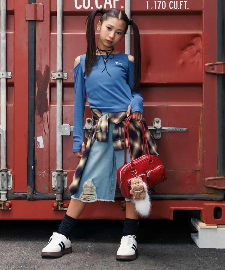 條紋休閒運動鞋