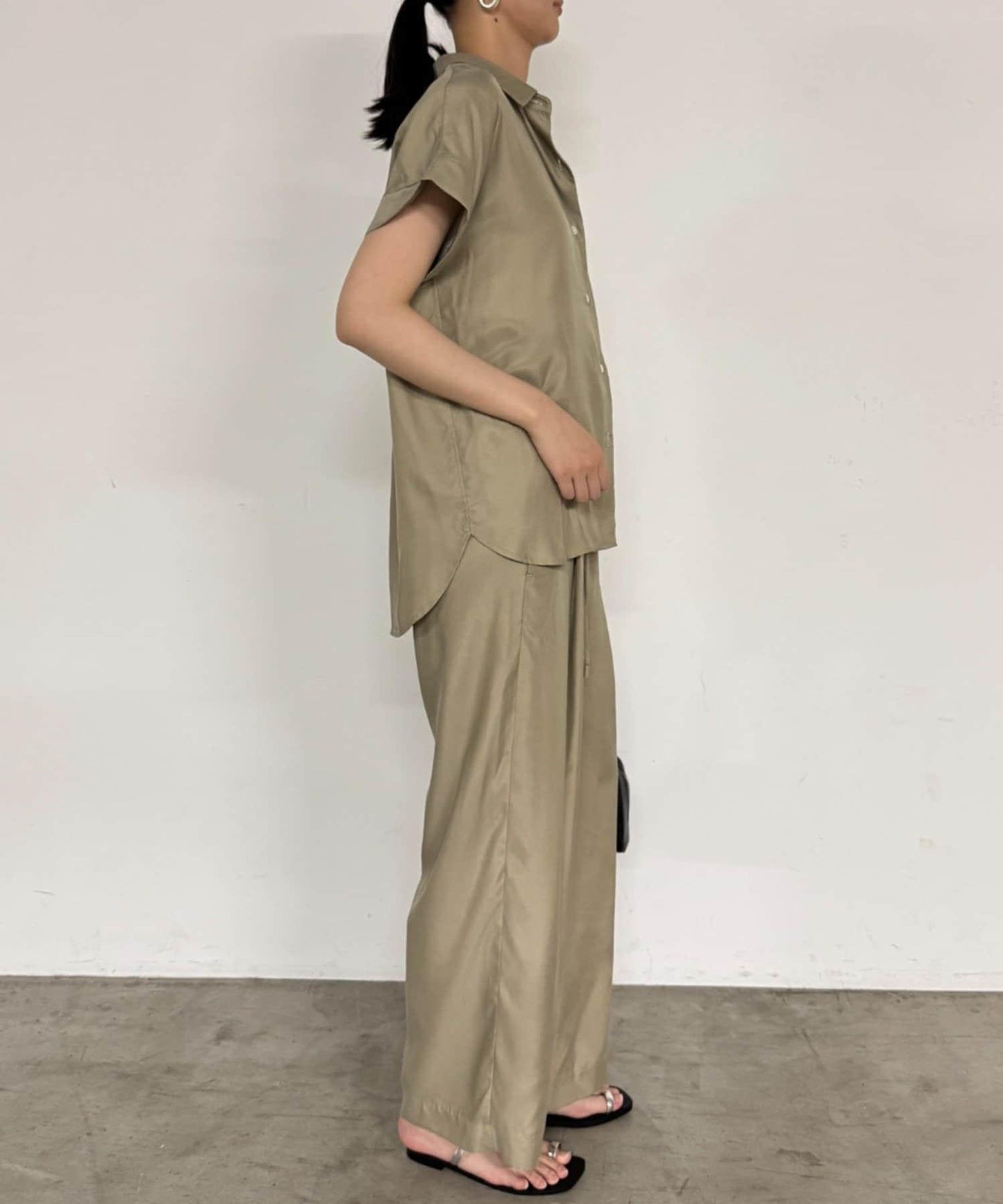 【Loungedress】荷葉邊休閒長褲