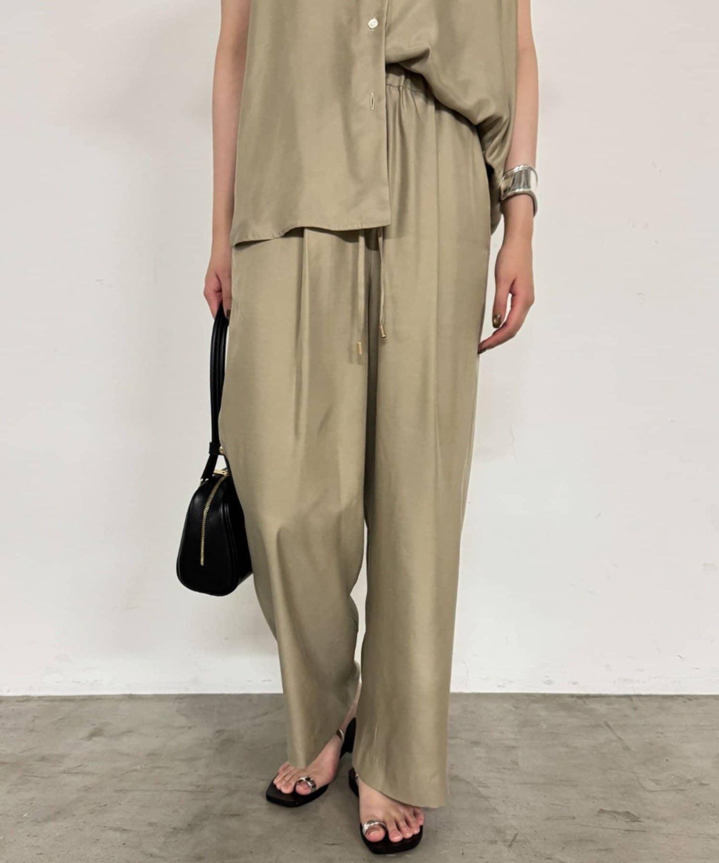 【Loungedress】荷葉邊休閒長褲