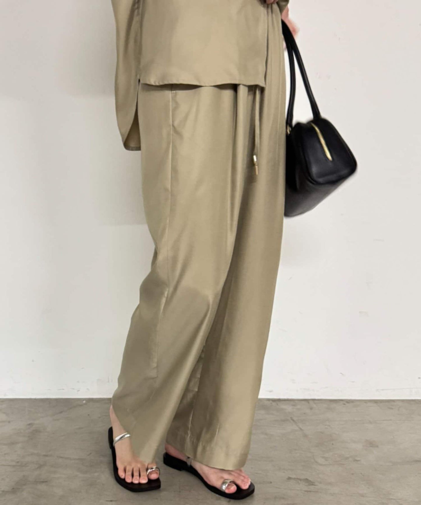 【Loungedress】荷葉邊休閒長褲