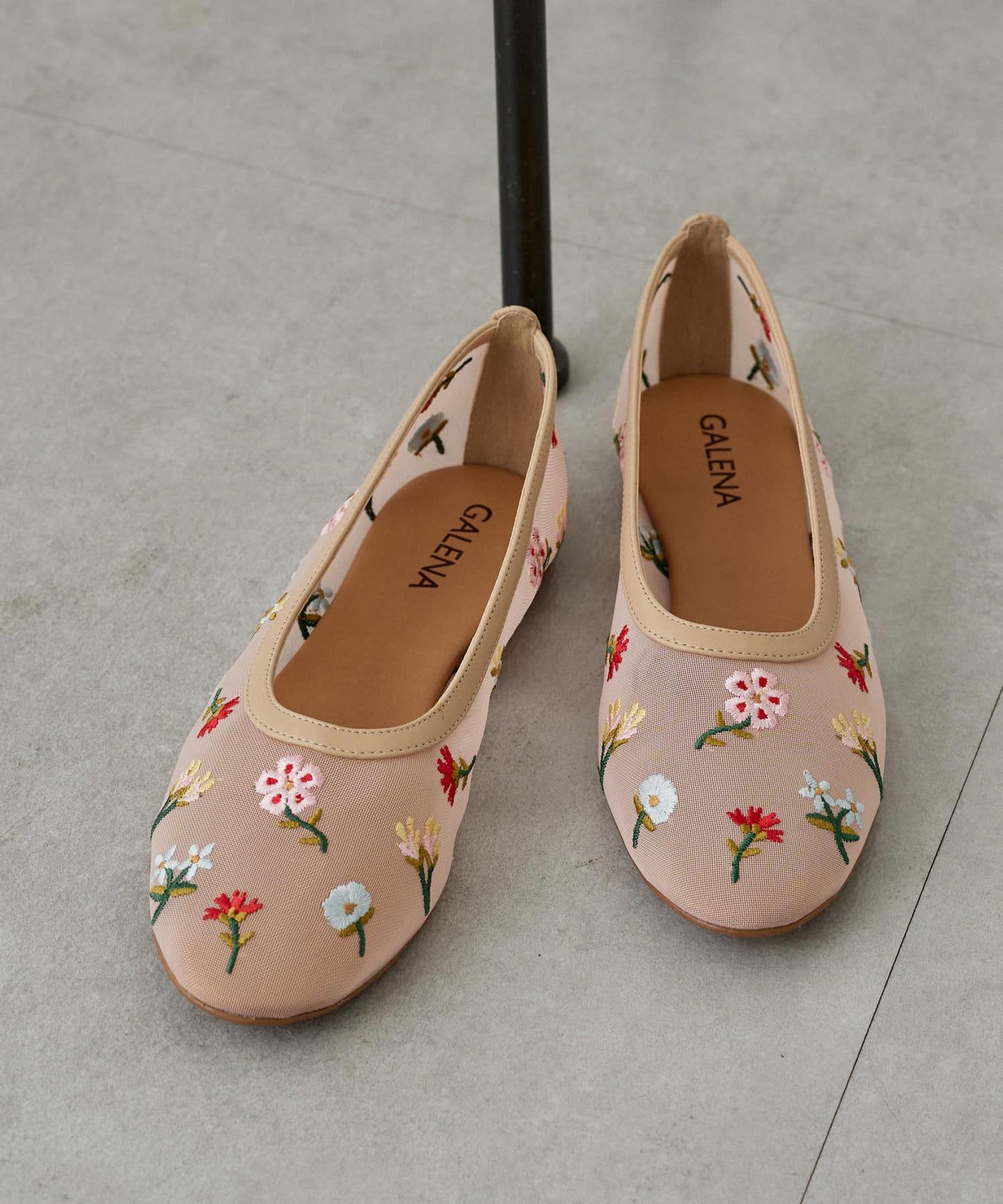 【GALENA/嘉莉娜】花朵刺繡高跟鞋