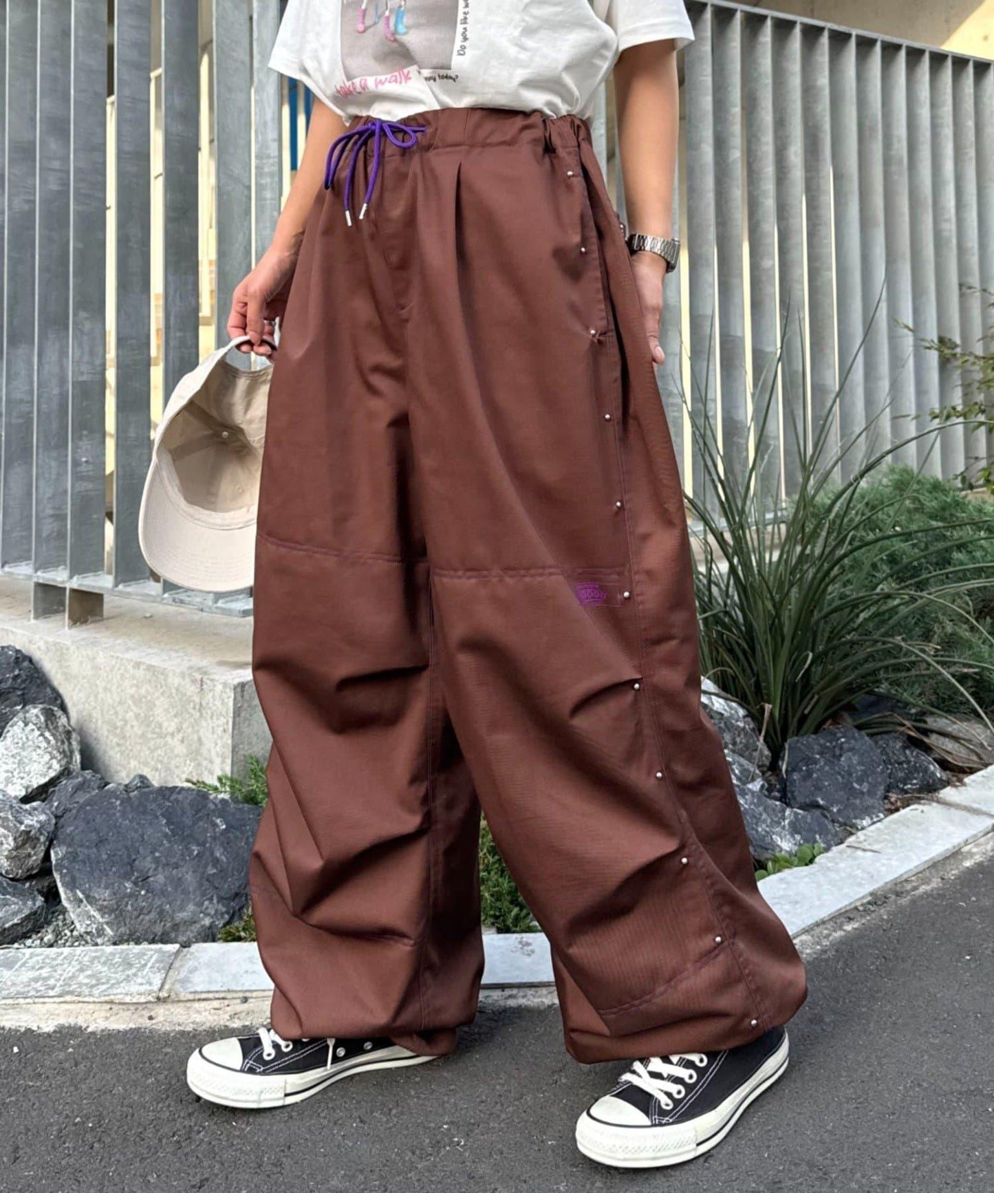 【SG】雙層膝部鉚釘傘布褲