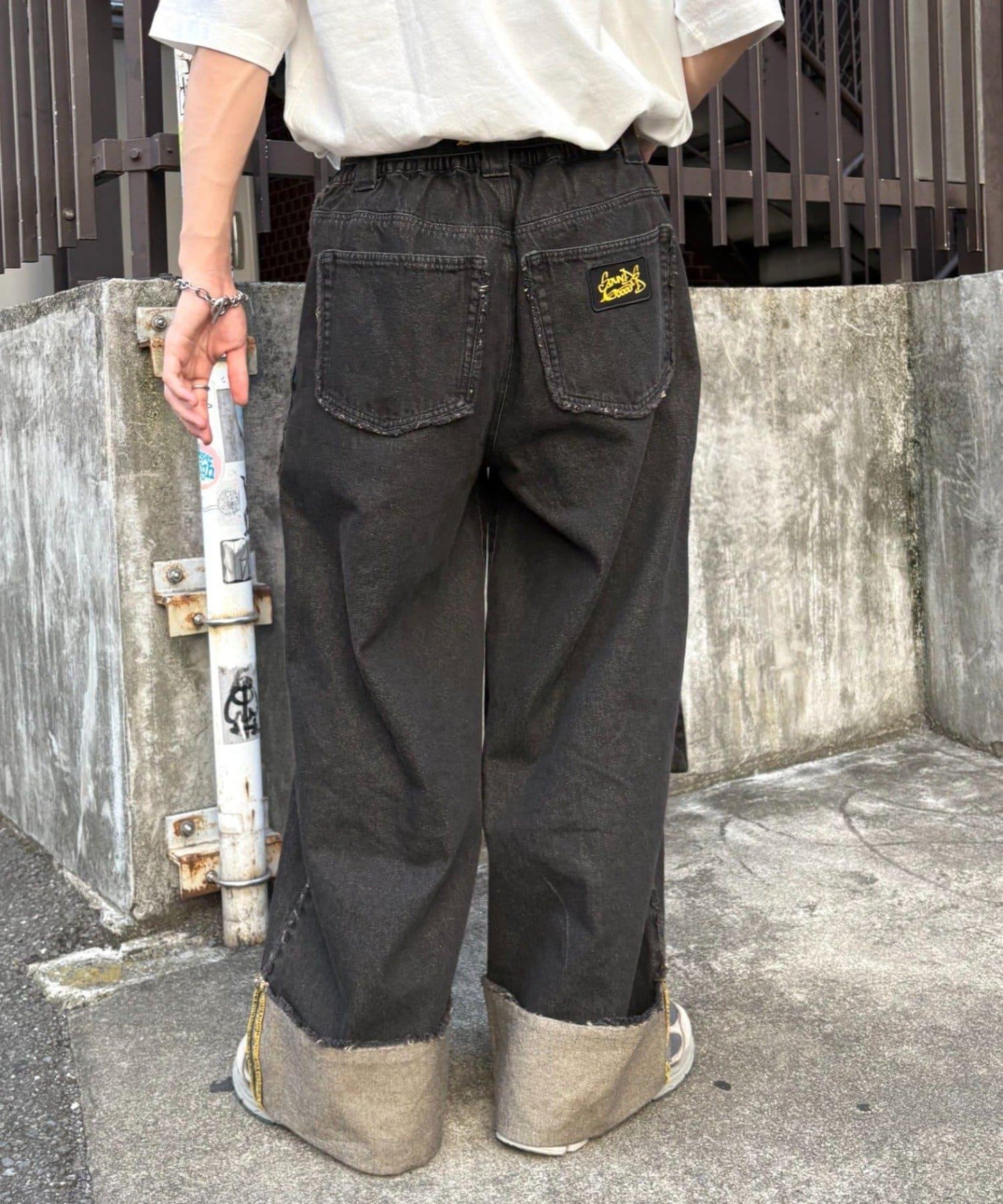 【SG】卷邊流蘇寬鬆褲
