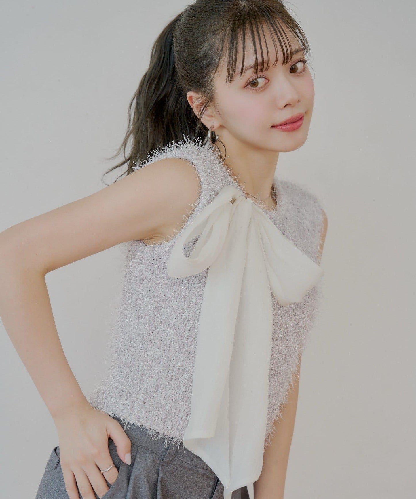 大蝴蝶結絨毛法式針織衫