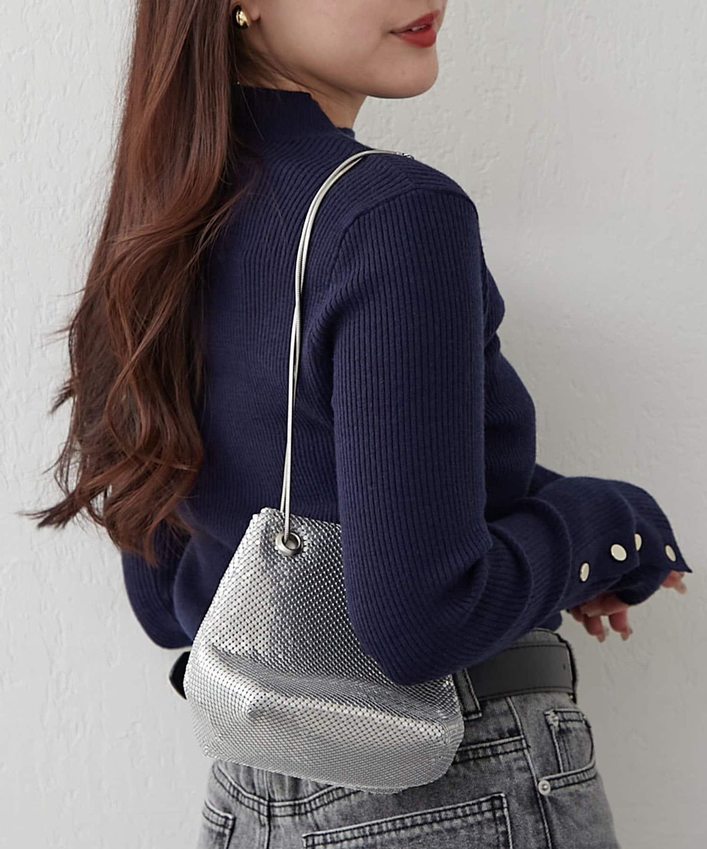 袖釦高領條紋套頭衫