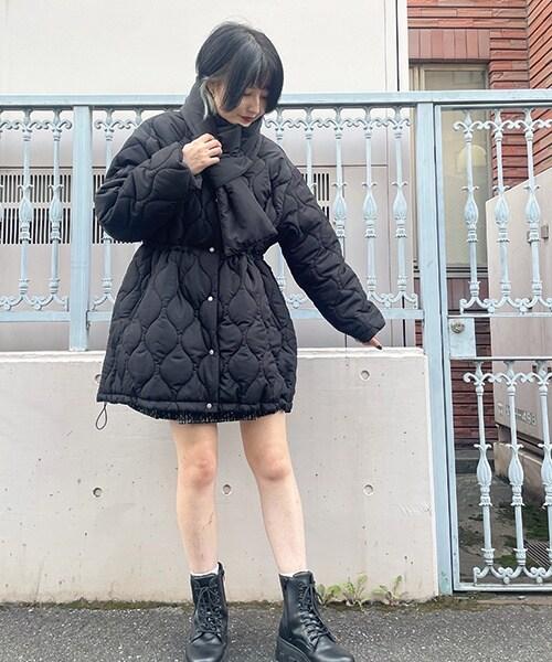 帶圍巾絎縫夾克【韓國時尚】
