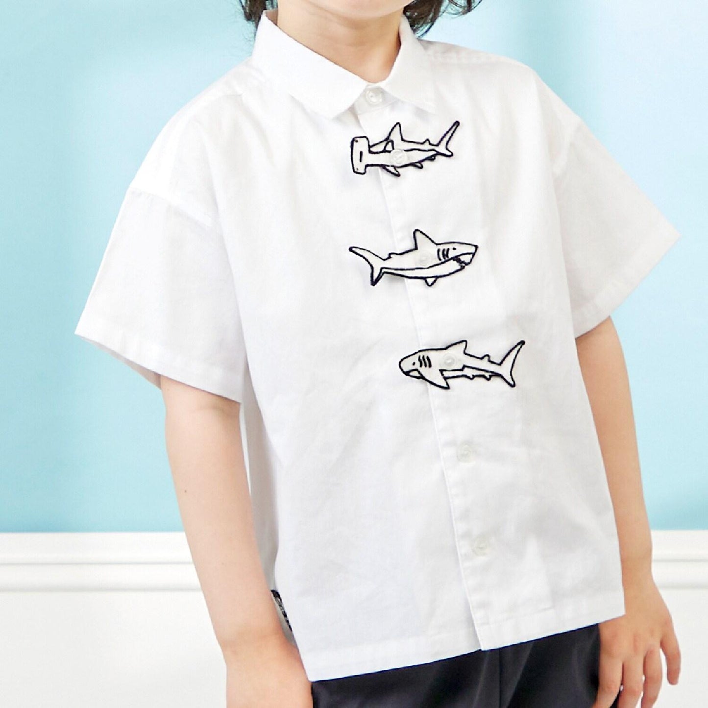 鯊魚刺繡貼布牛津紡短袖襯衫