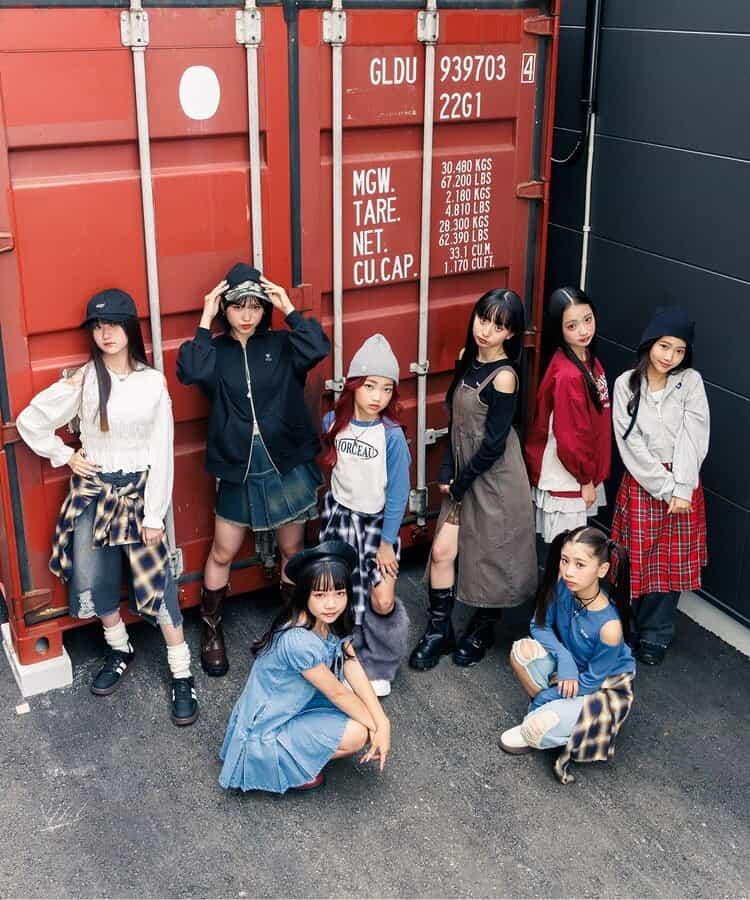 條紋休閒運動鞋