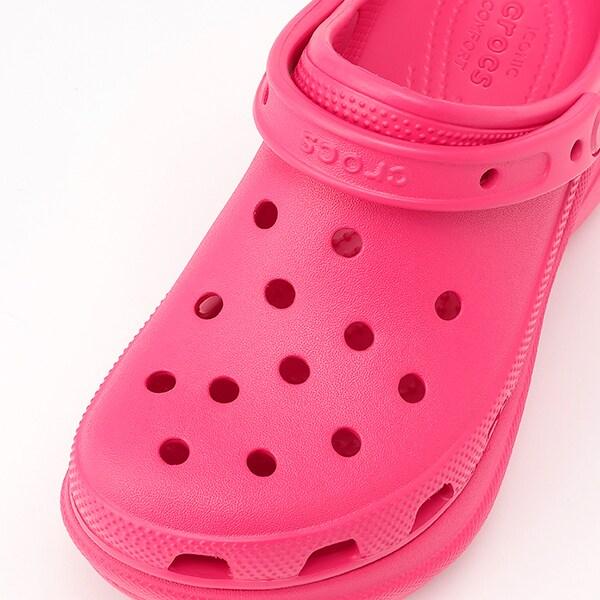 【crocs】厚底涼鞋