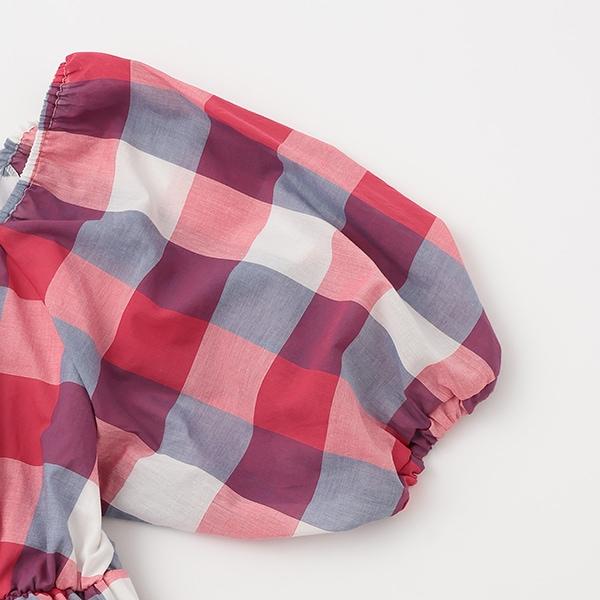 肩部鏤空格紋連衣裙