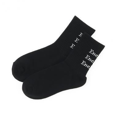 背面標誌提花襪