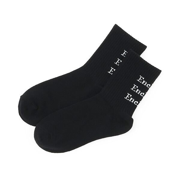 背面標誌提花襪