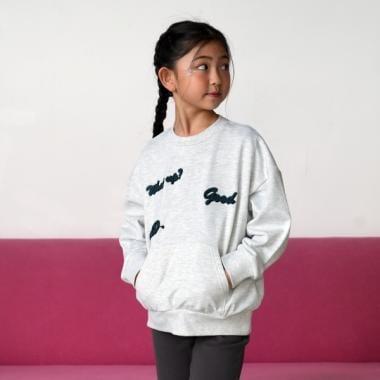滿版logo刺繡寬鬆衛衣
