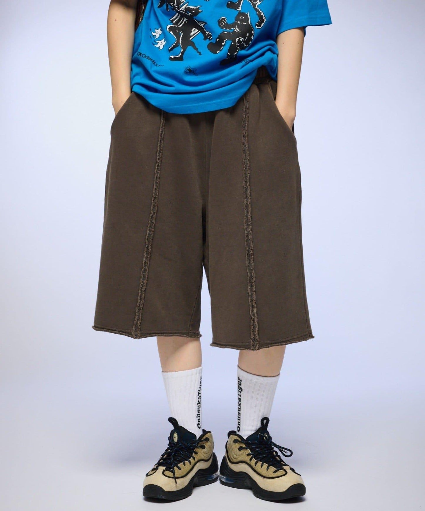 【OddStudio】ピグメントバックダメージロゴスウェットハーフパンツ