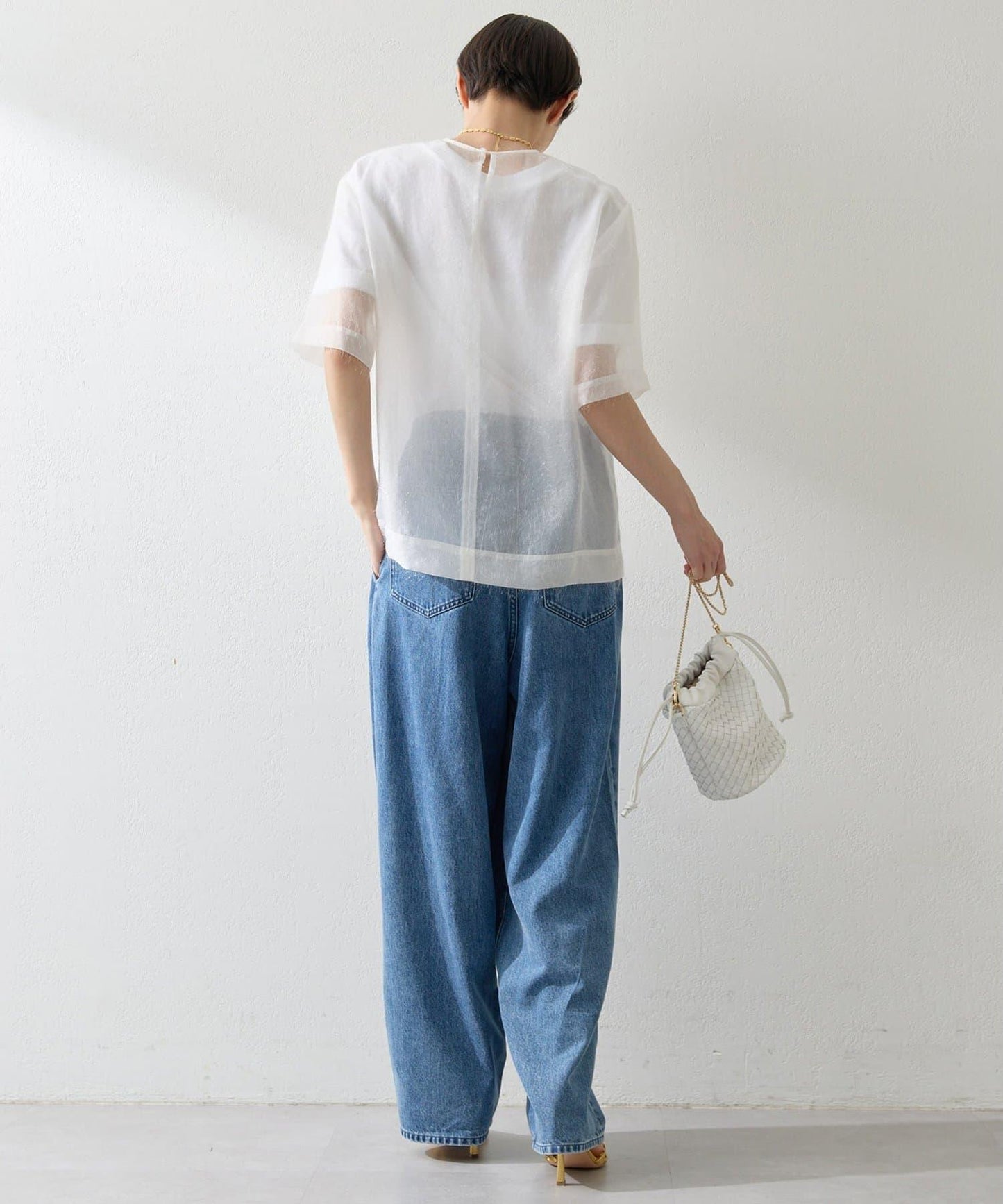 シアーフェザーTEE