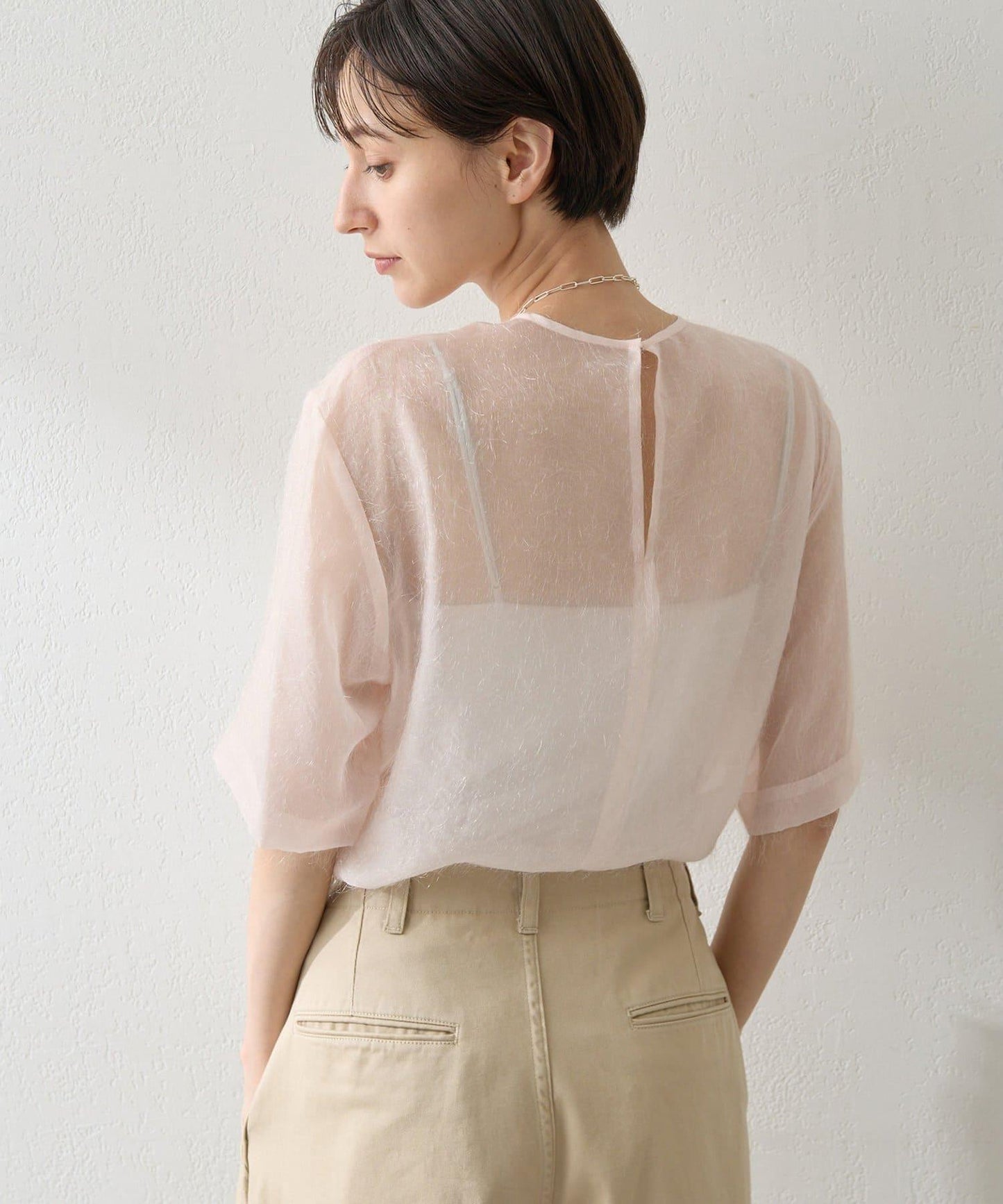 シアーフェザーTEE