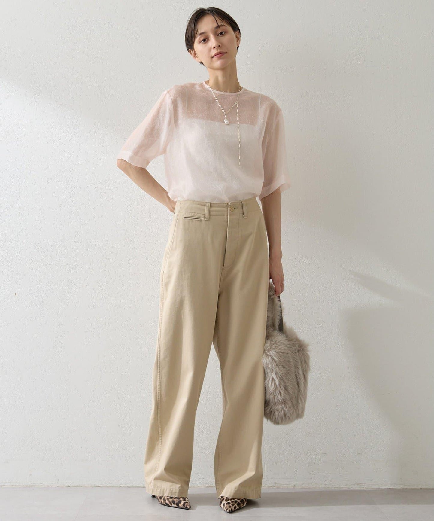 シアーフェザーTEE