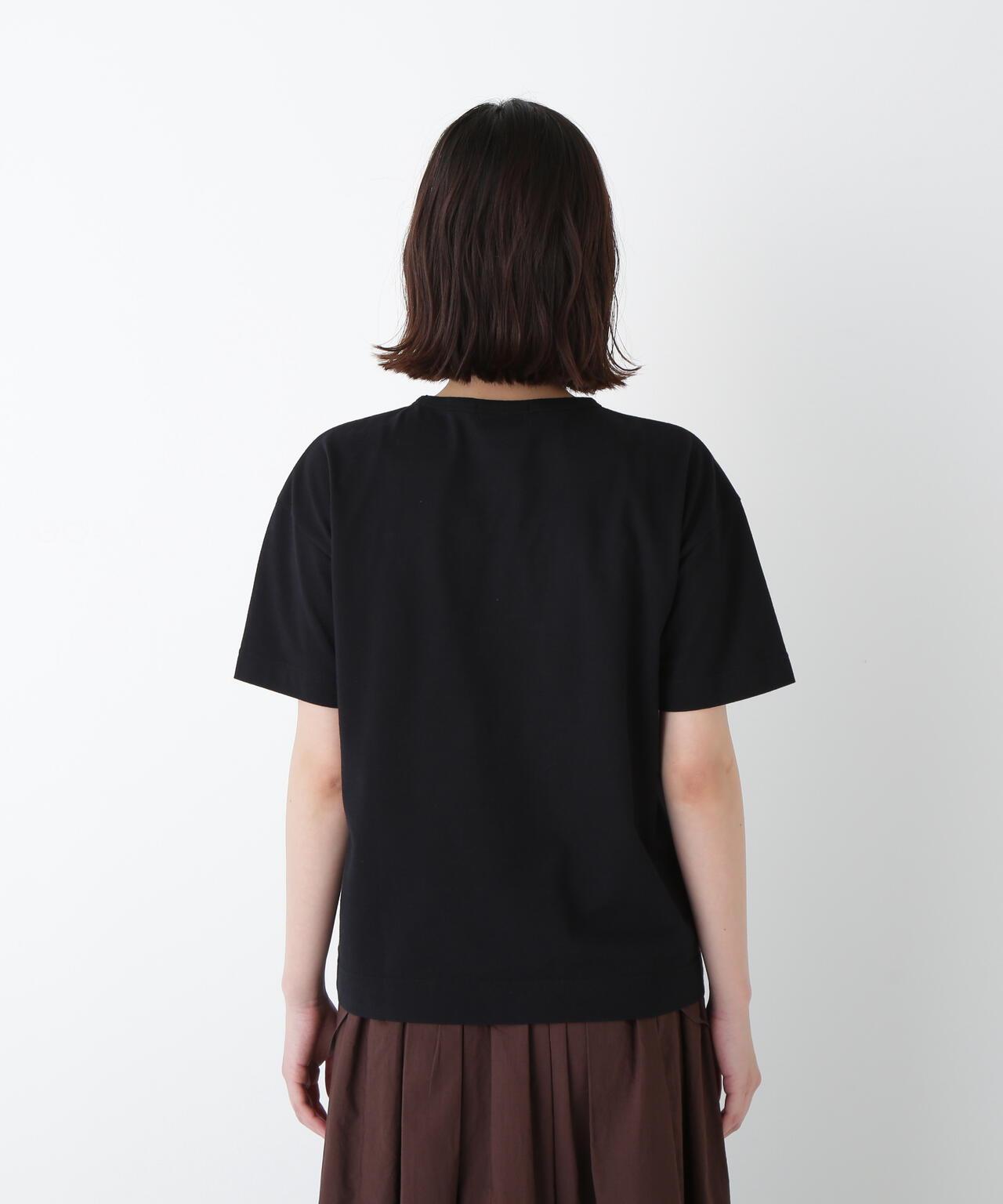 ロゴTシャツ